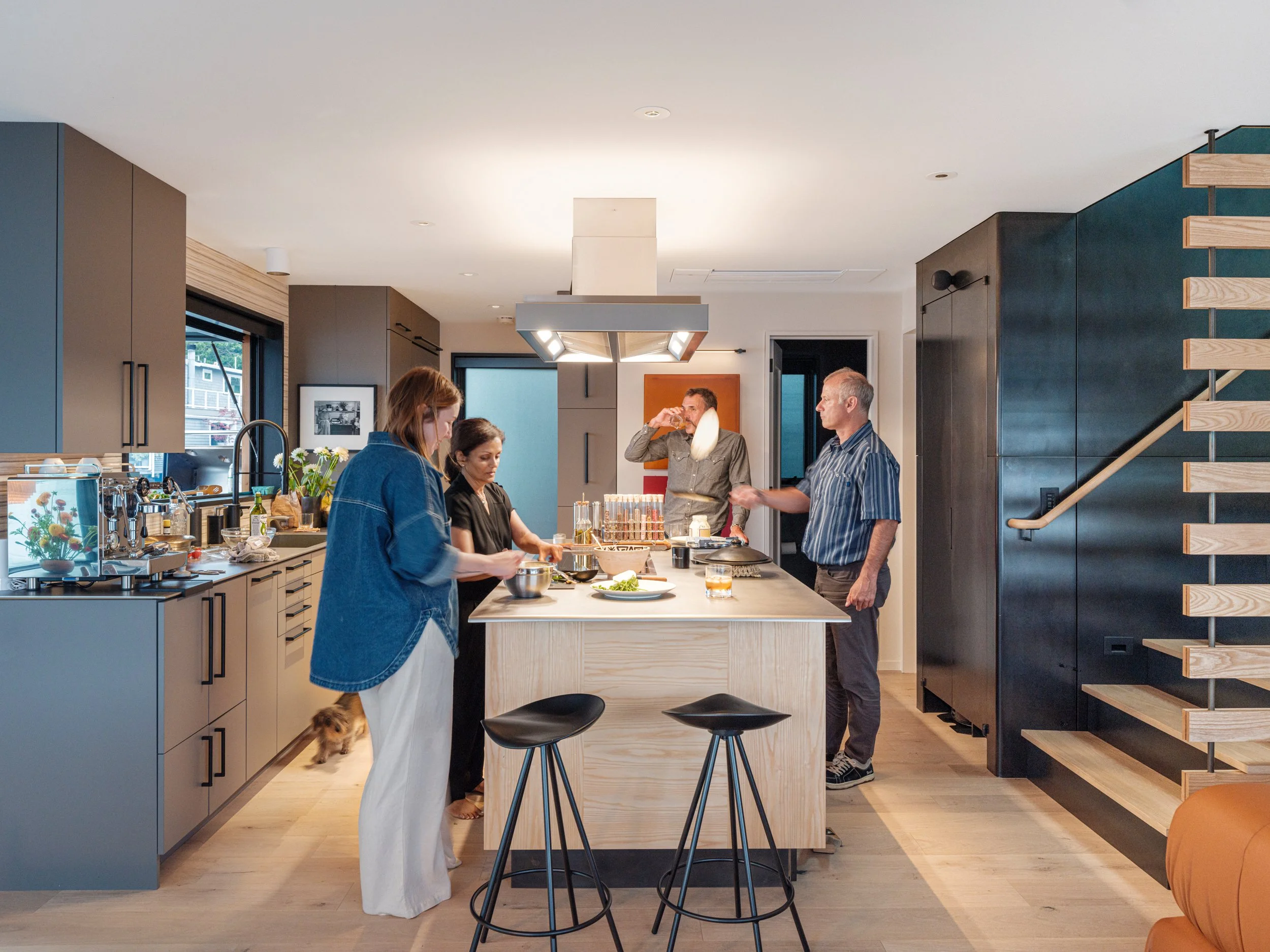 Modern Floating Home_EJ_014_low res.jpg