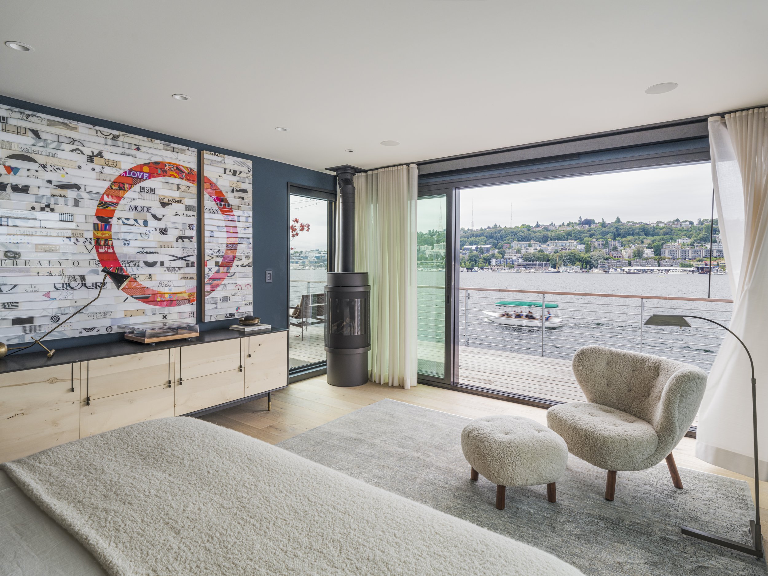 Modern Floating Home_EJ_019.jpg