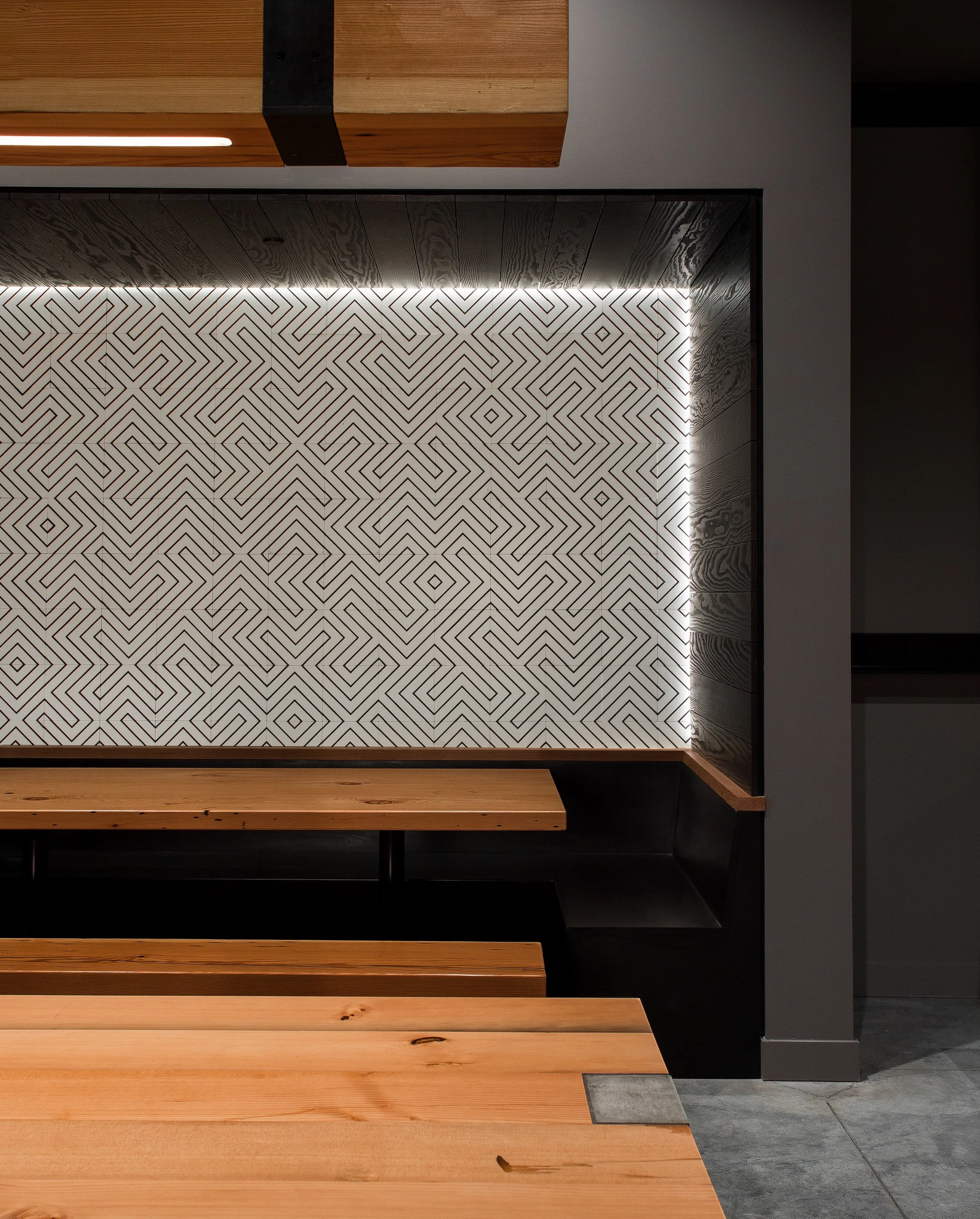 Trailbend Taproom_HK_017.jpg