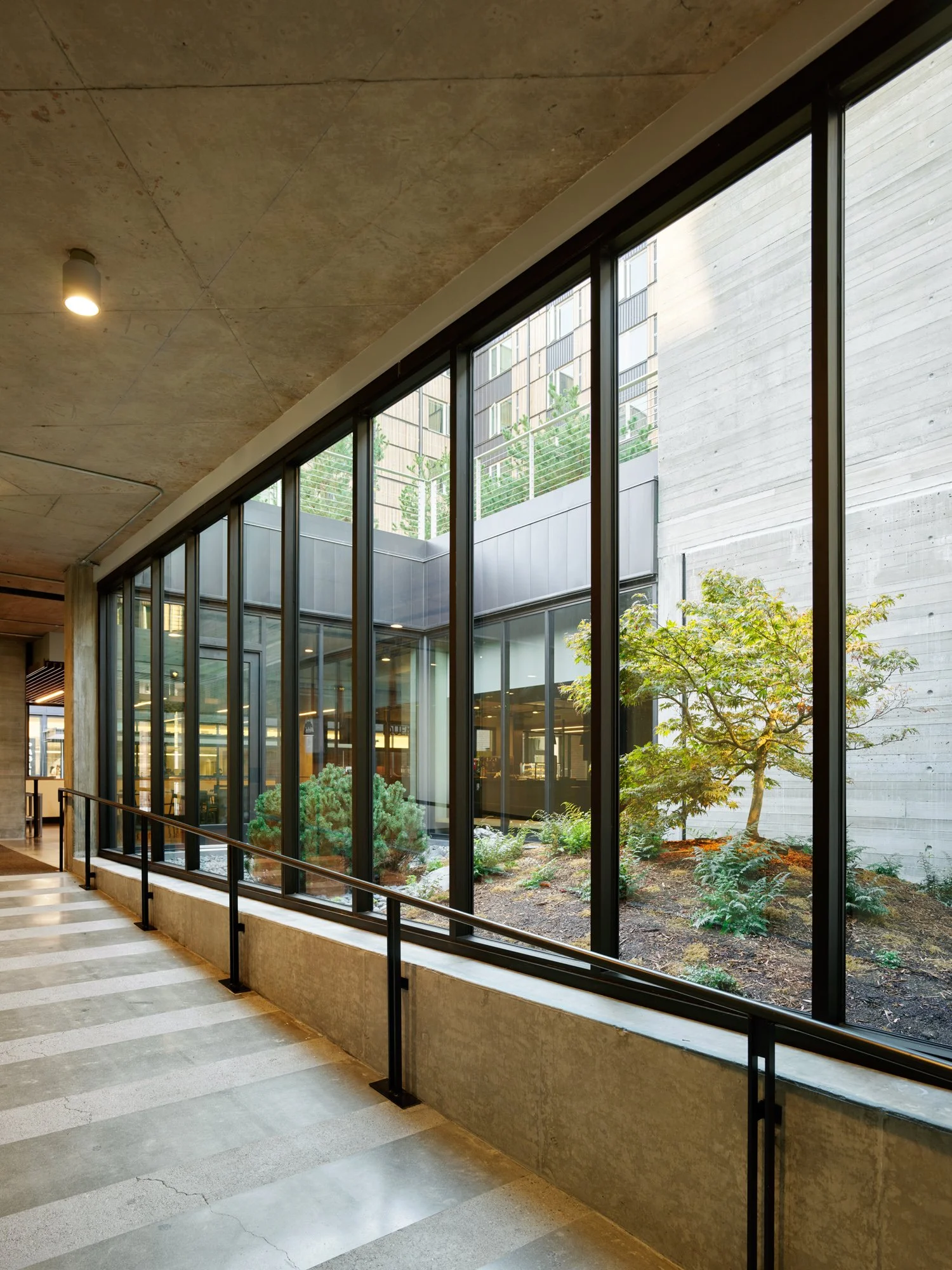 UW North Campus Center Table_MM_007_low res.jpg