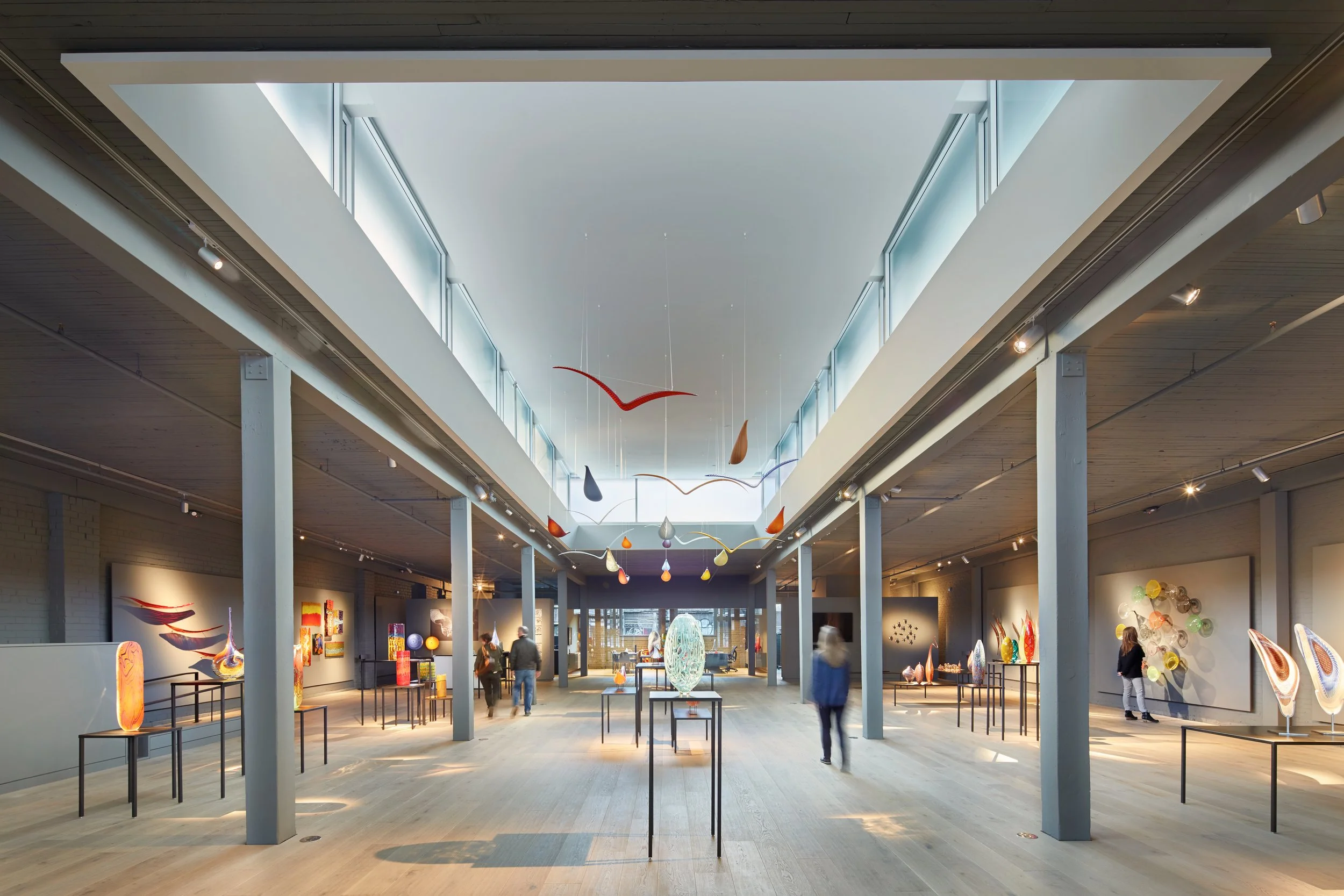 LINO TAGLIAPIETRA GLASS STUDIO