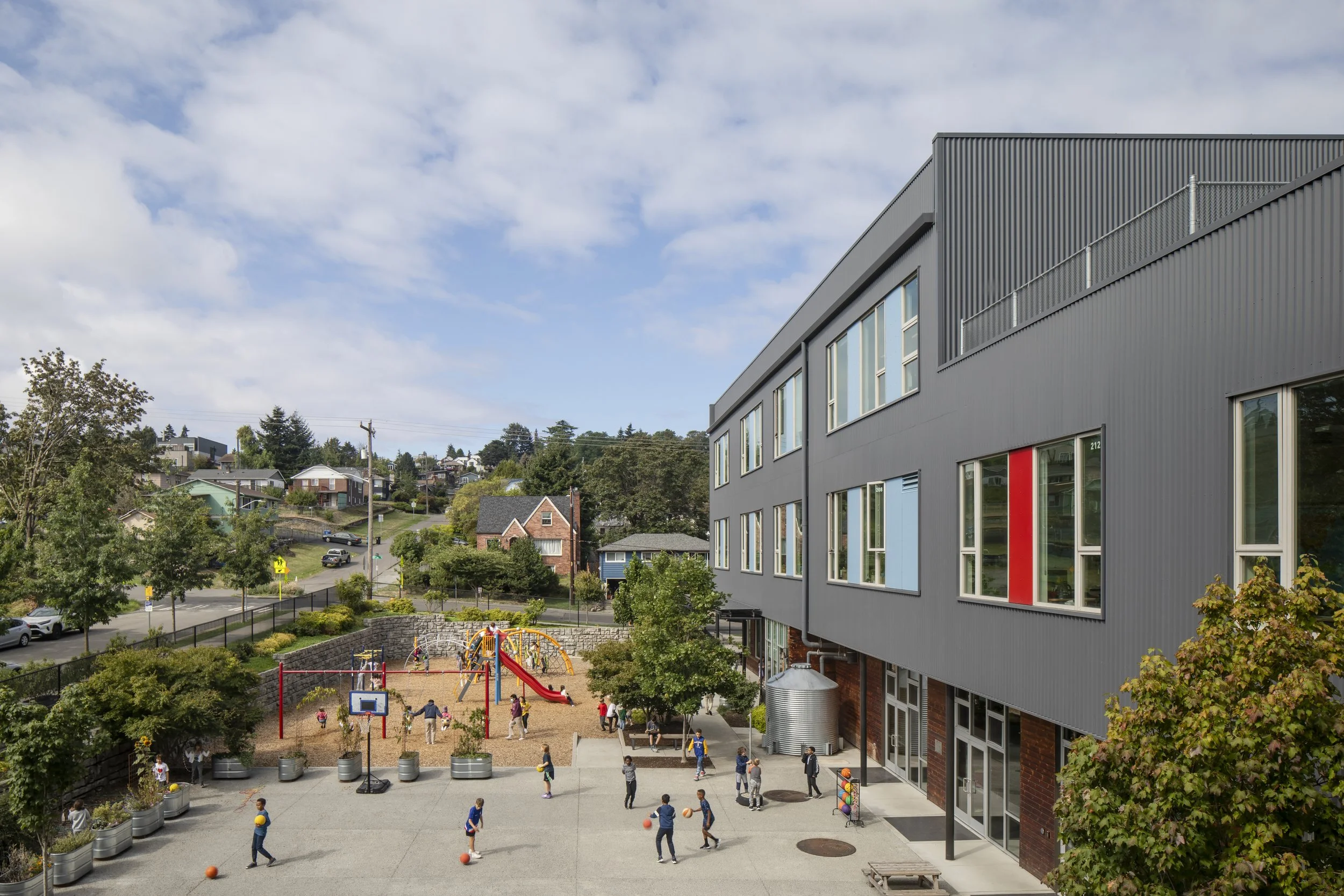 GIDDENS & LAKE WASHINTON 
GIRLS MIDDLE SCHOOL