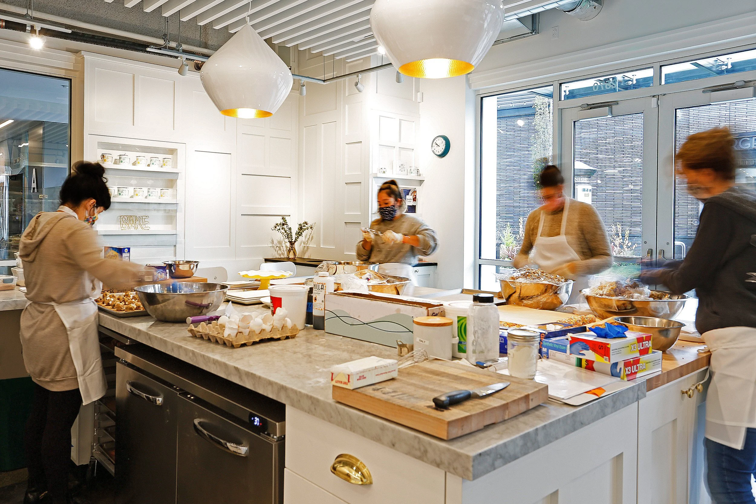 Hello Robin U Village_MW_003.jpg