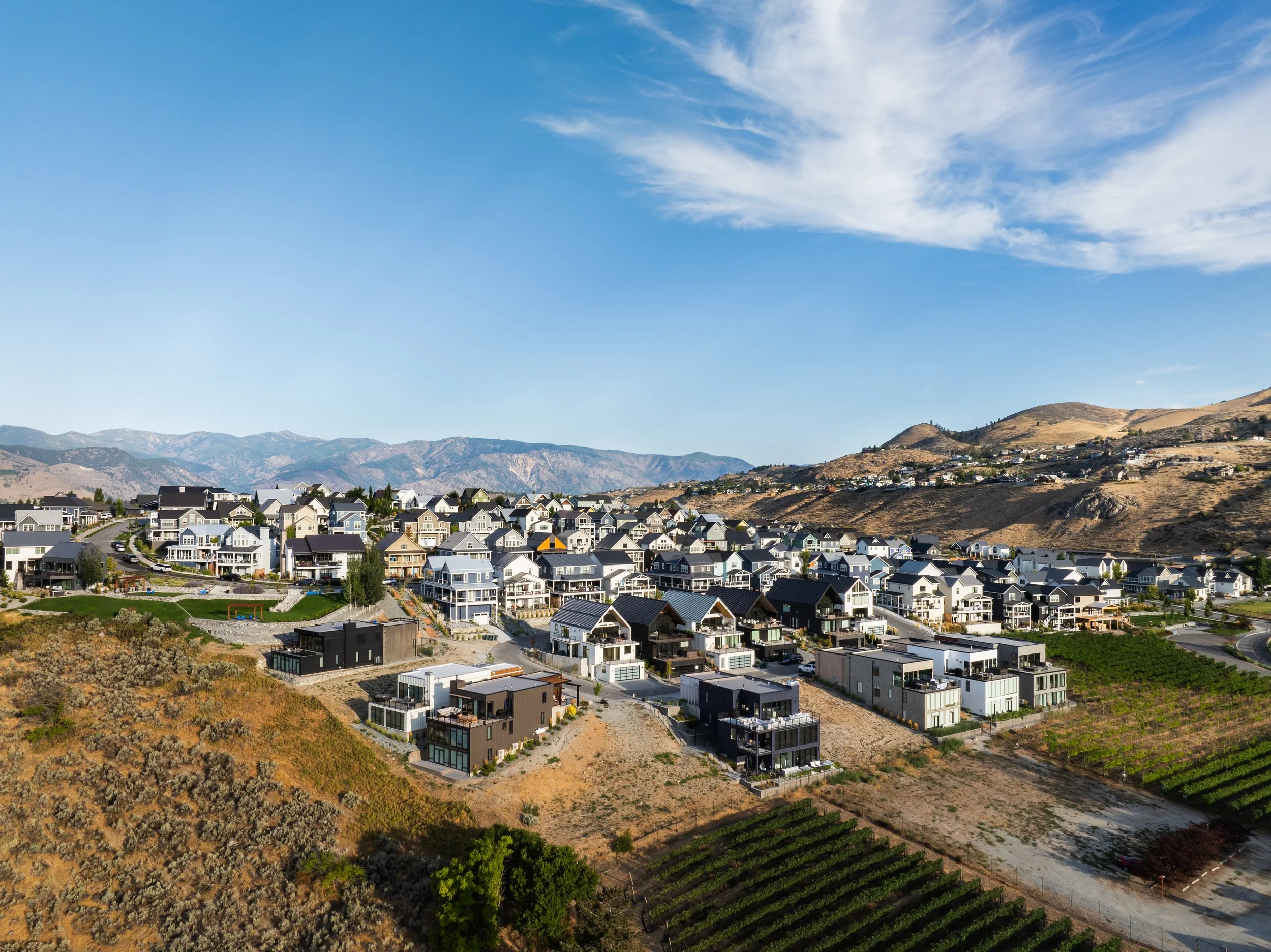 Chelan Lookout Houses_TH_001.jpg