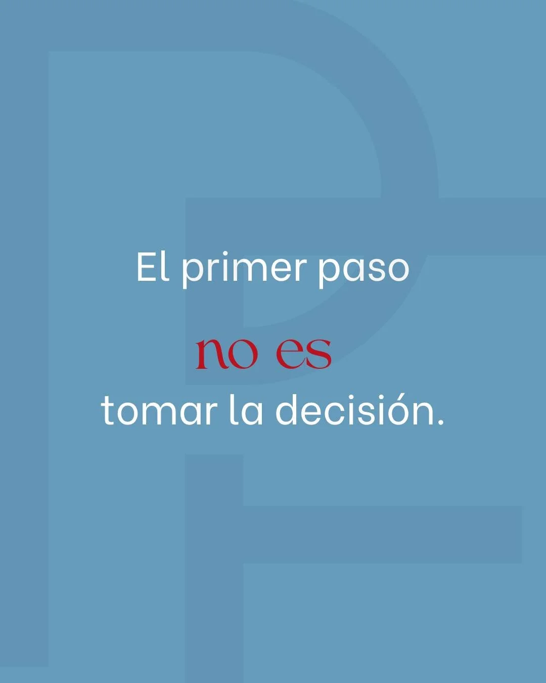 Decidir sin diagnosticar es el error m&aacute;s com&uacute;n que veo en profesionales 40+ que quieren reinventarse.
No te falta talento. Te falta claridad sobre desde d&oacute;nde empezar.
Por eso cre&eacute; el Test Estrat&eacute;gico 40+: en 7 minu