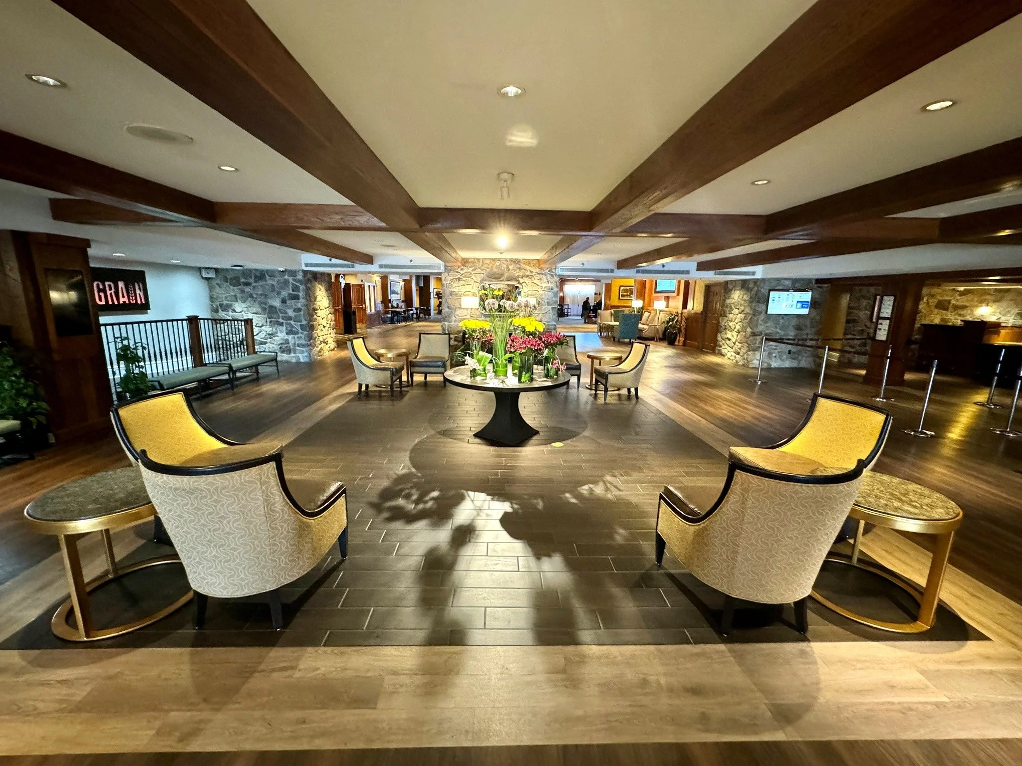 Hershey_Lodge_Lobby1.jpg