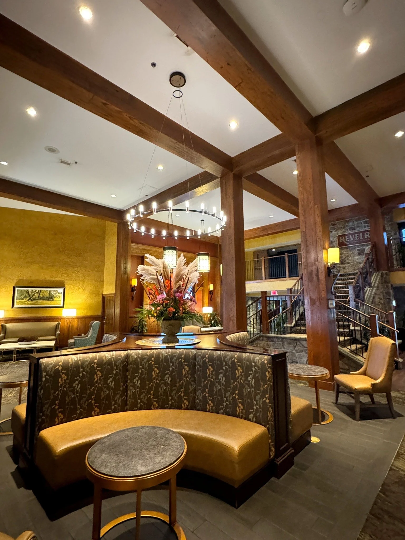 Hershey_Lodge_Lobby2.jpg
