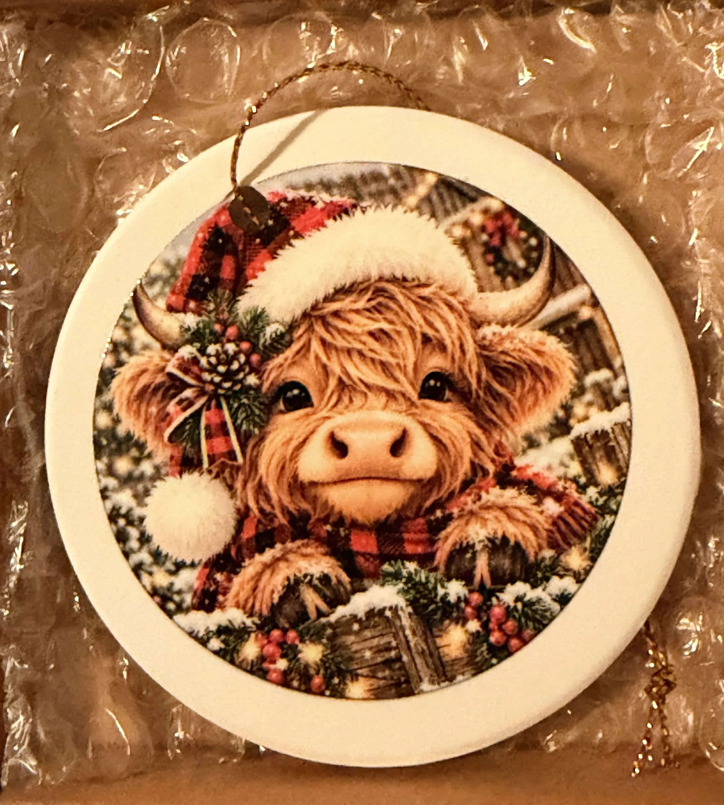 Christmas Highland Cow with Santa Hat – Ceramic Christmas Ornament