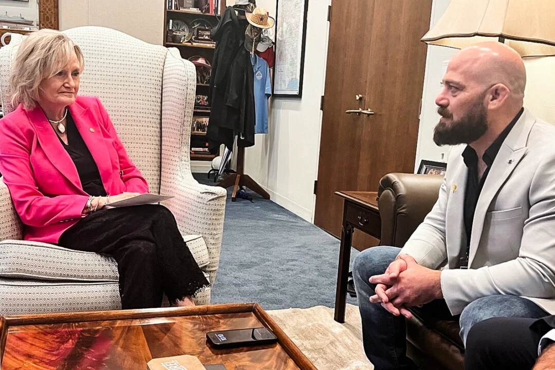 Elite Israeli Military Reservist Brings Power of Perseverance to Those Impacted by Oct. 7 Attacks