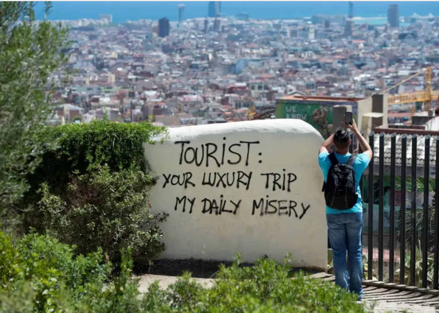 "Tourist: Your Luxury Trip, My Daily Misery" - A Powerful Symbol of Barcelona's Growing Anti-Tourism Sentiment