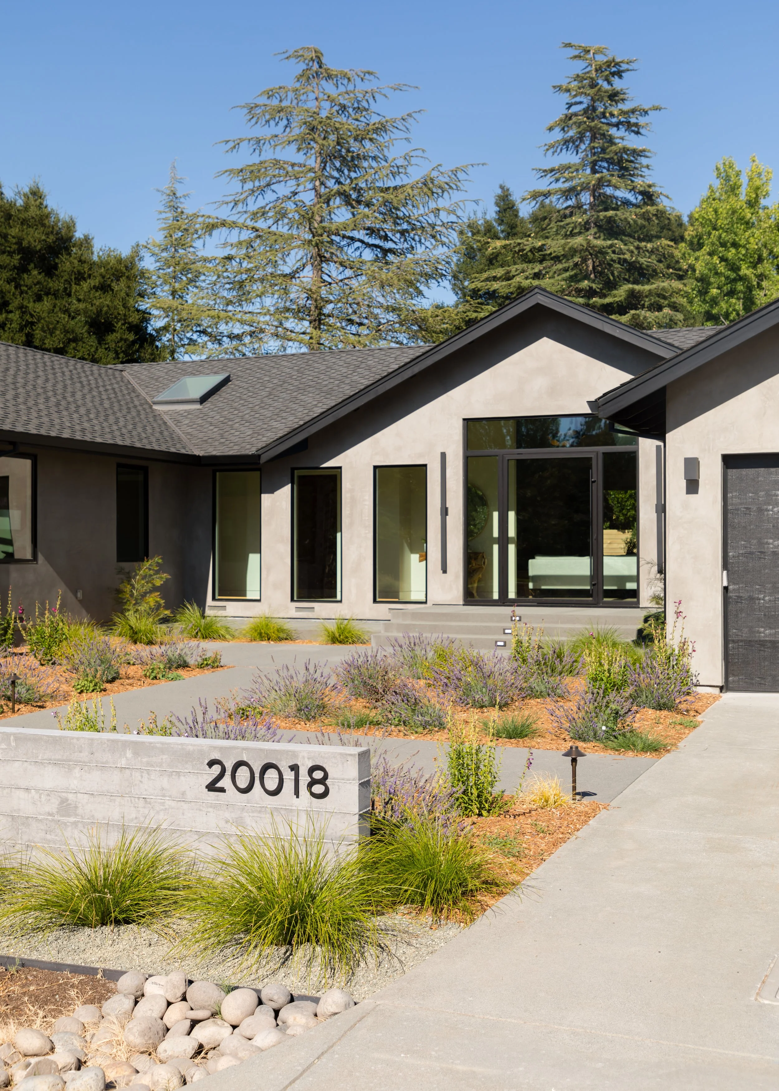 20018 St. Germain 02.jpg