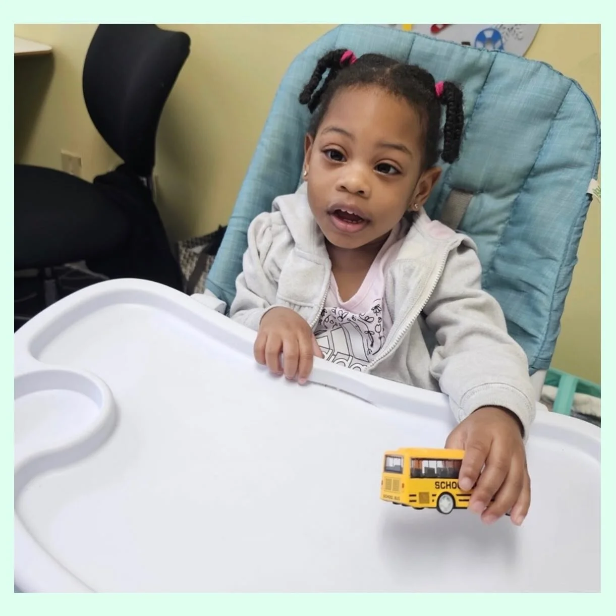 All aboard the cutest bus ride ever! Beep beep 🚌