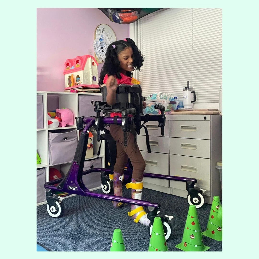 Big smiles, big steps, BIG progress! We are so proud of her ☀️