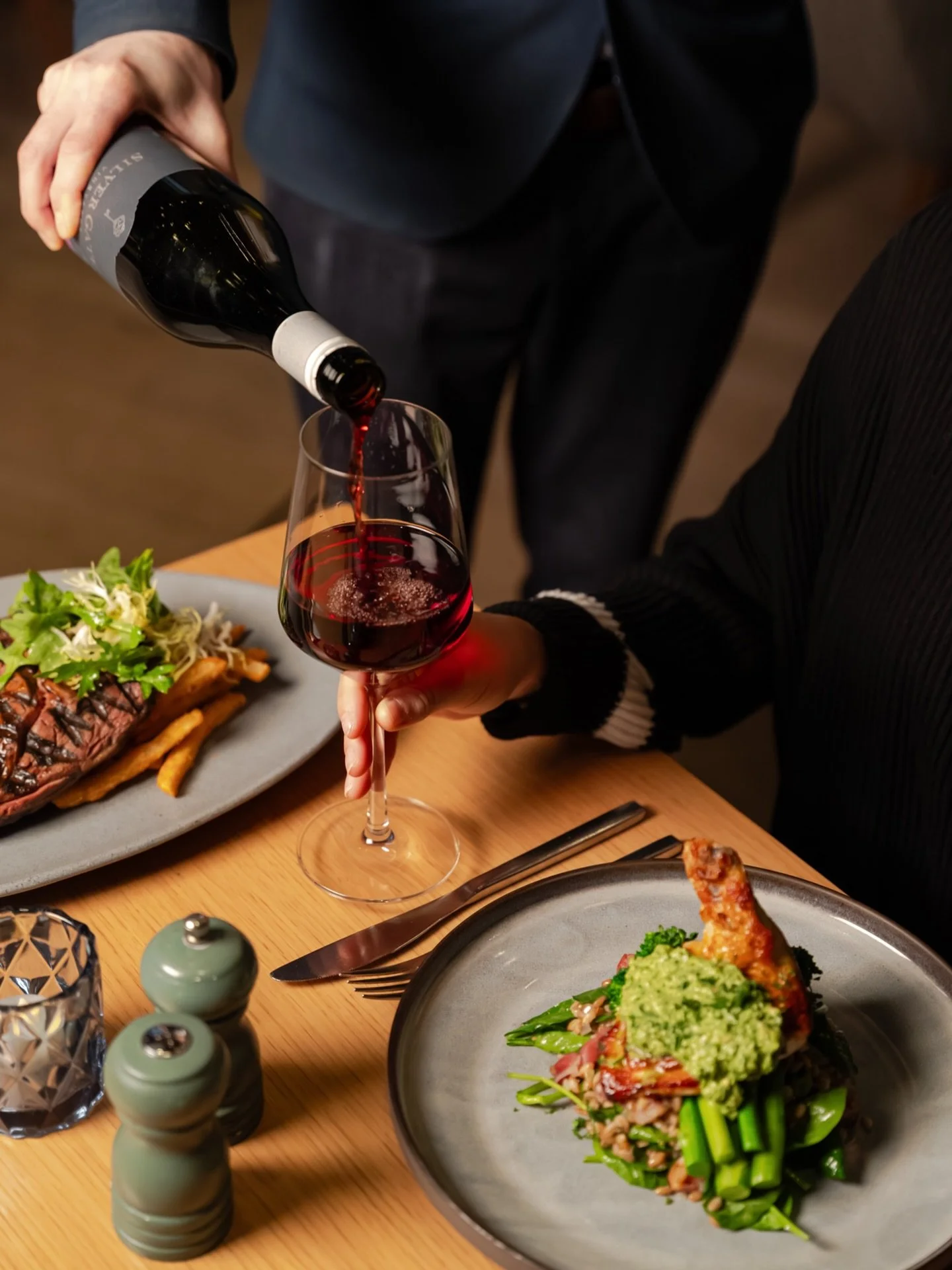 The perfect pairing.

Agency: Casual Fridays
Photographer: Daniel Curran