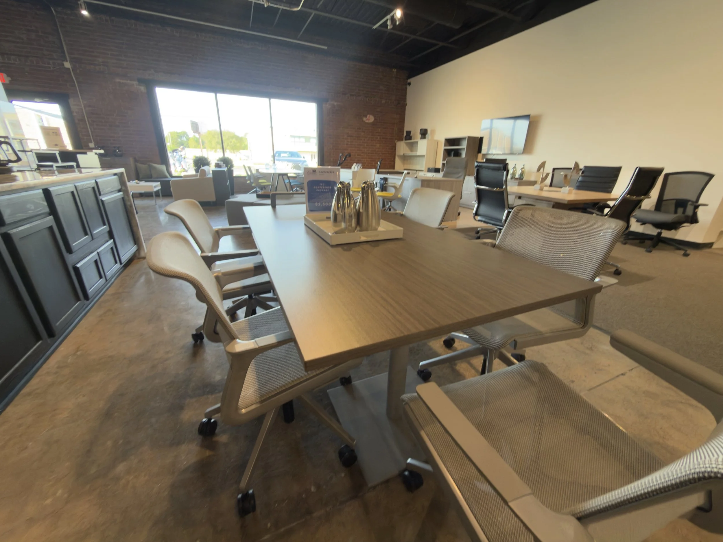 7PC Mesh Conference Package — wood-grain table detail