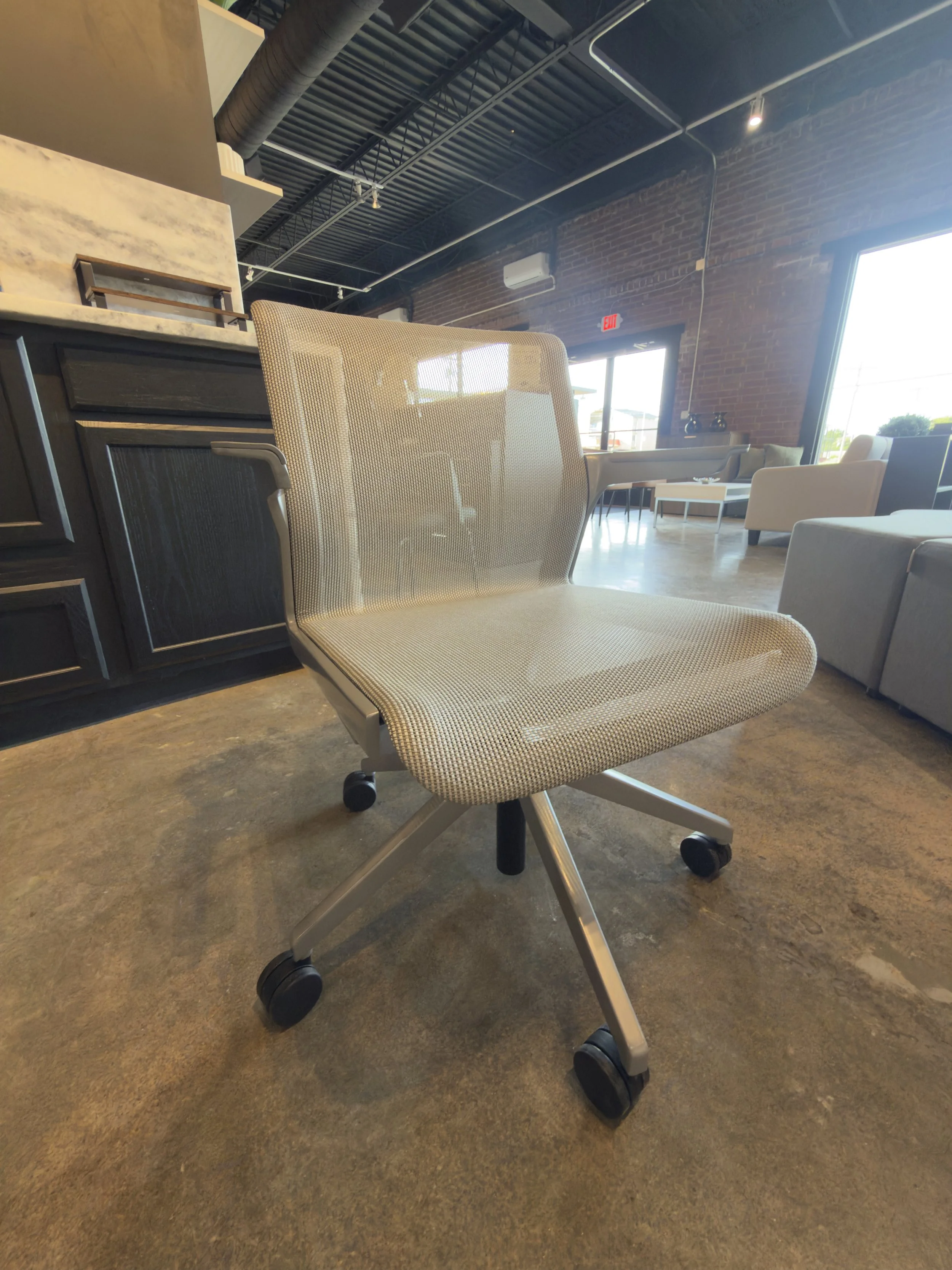 7PC Mesh Conference Package — side angle of set