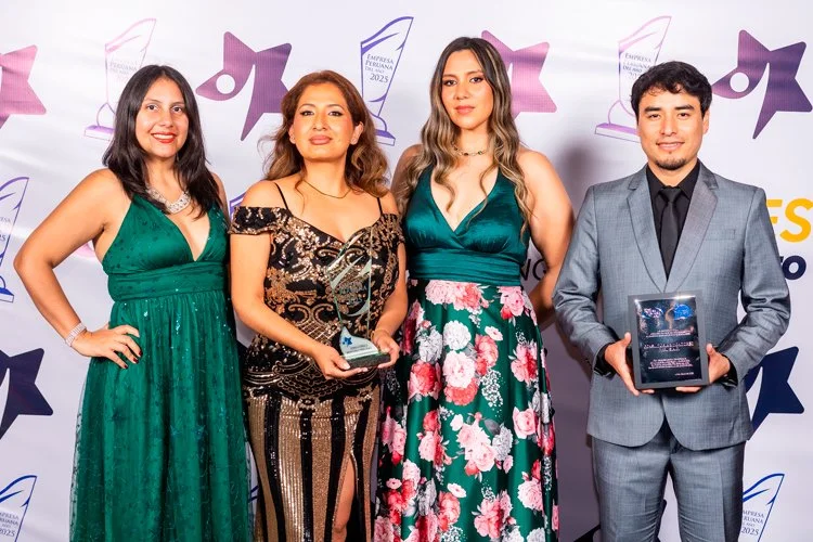 CONSULTORIA--MONITOREO-PERU.jpg