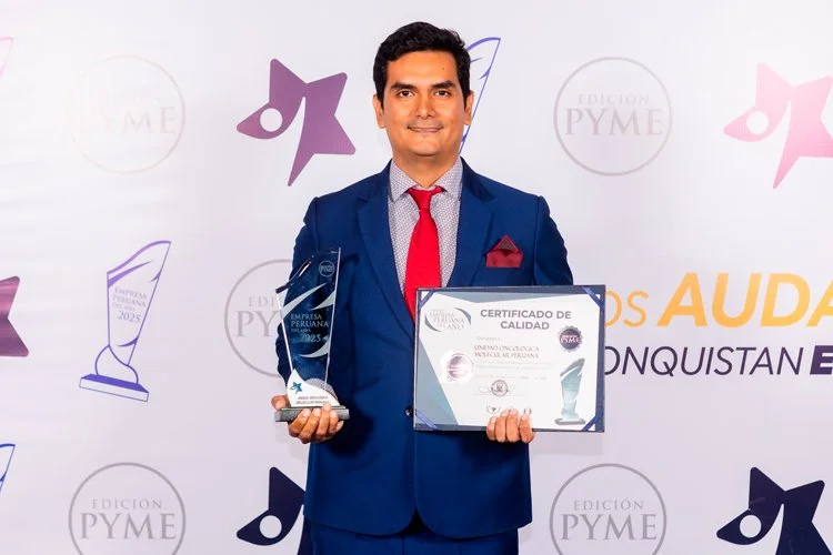UNIDAD-ONCOLOGICA-MOLECULAR-PERUANA.jpg