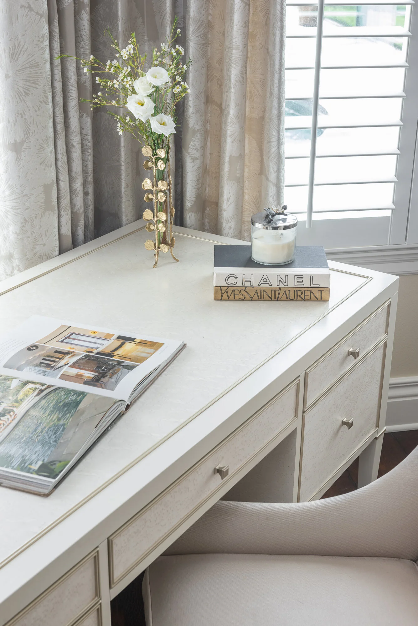 White wood desk and chair
