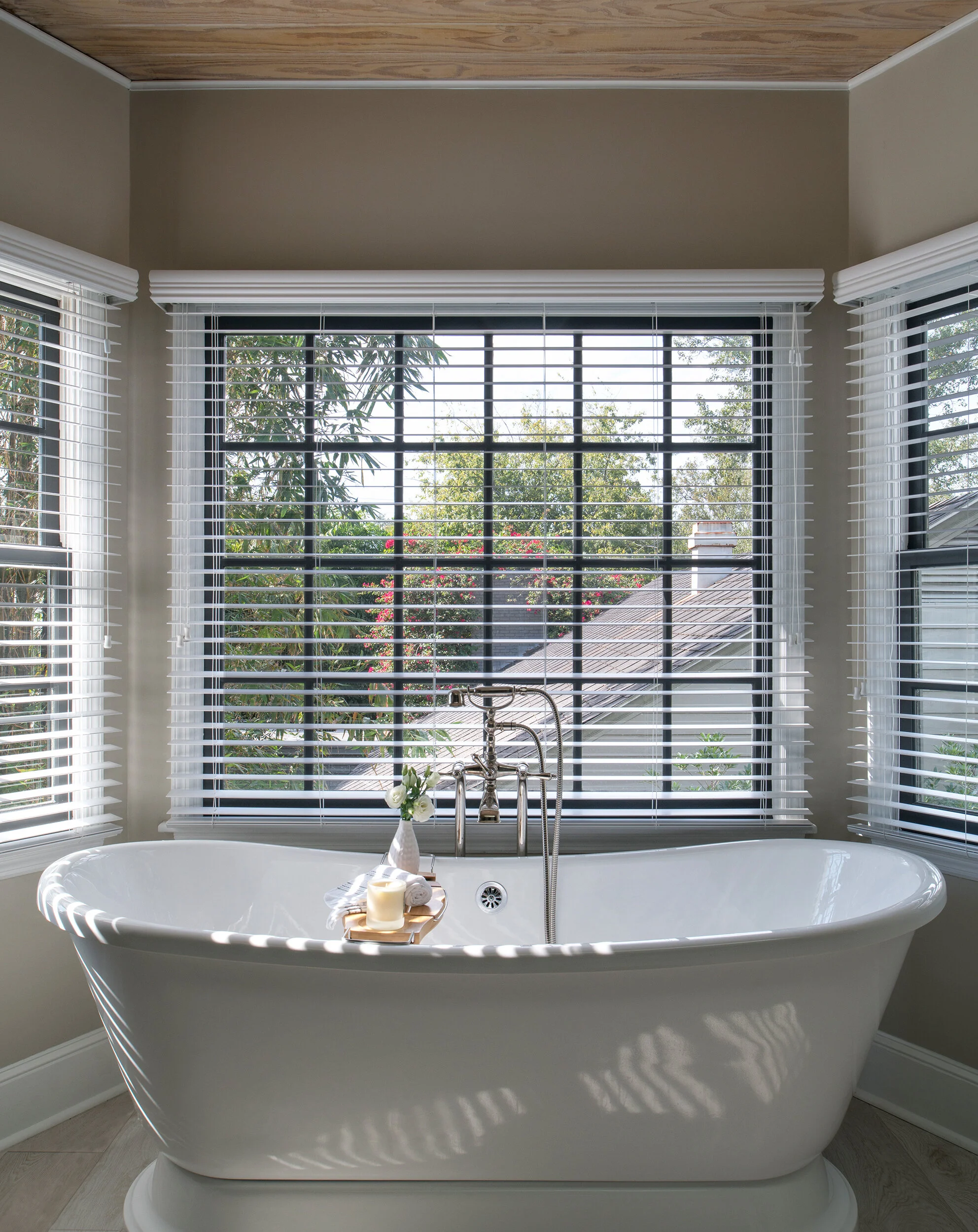 Kylie-Italiano---Ellison-House---Master-Bathroom-Tub-Portrait---Final.jpg