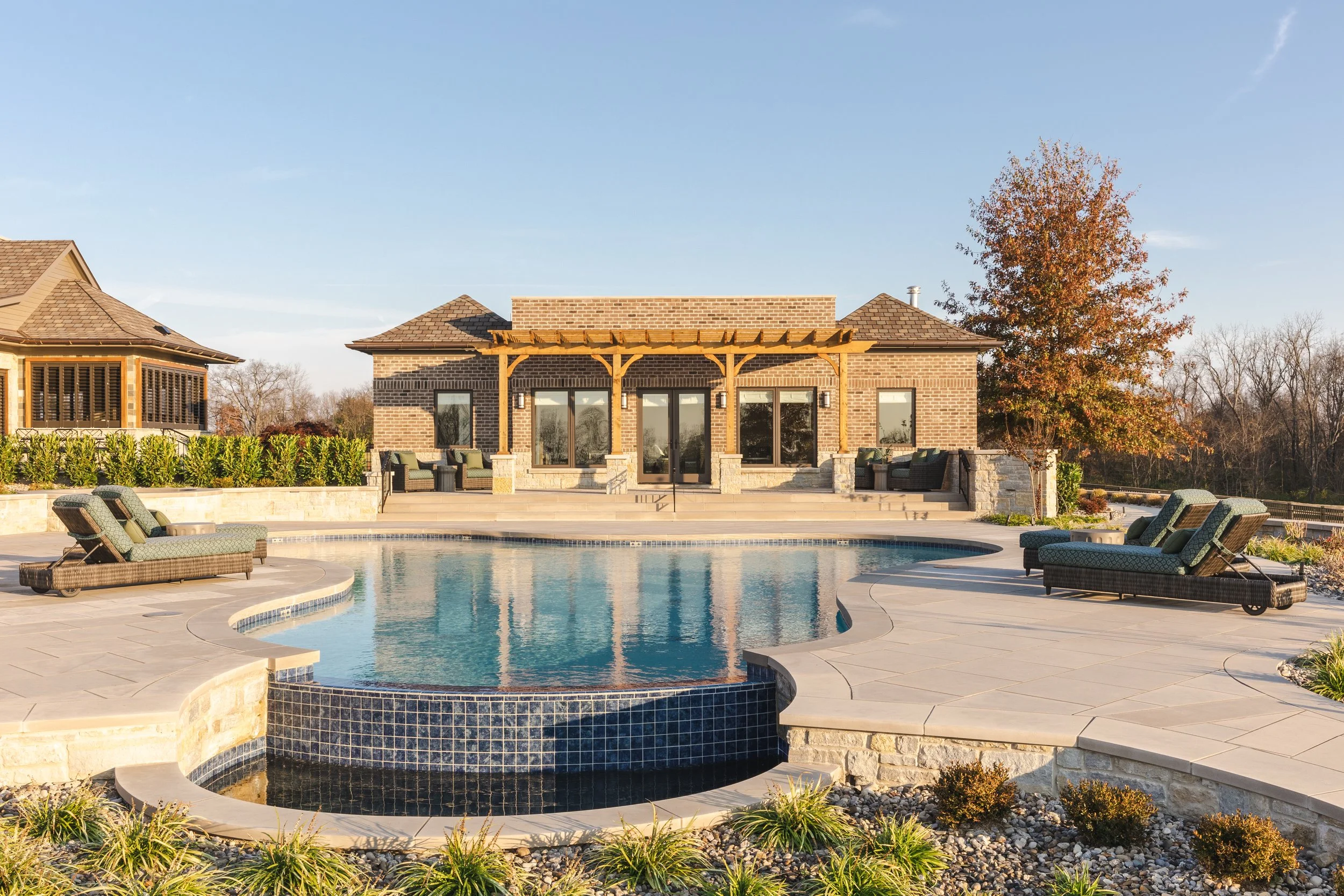 5. accessory pool hosue.jpg