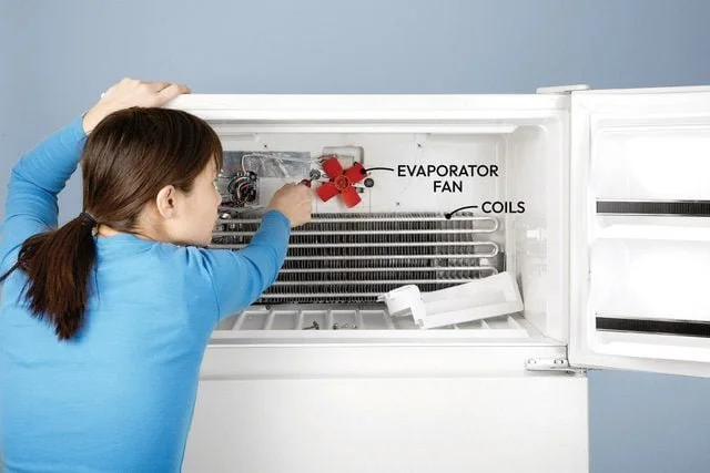Refrigerator Repair in Brampton: When to Call a Professional