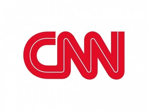 We tried Omsom’s new chef-designed and chef-approved Saucy Noodles