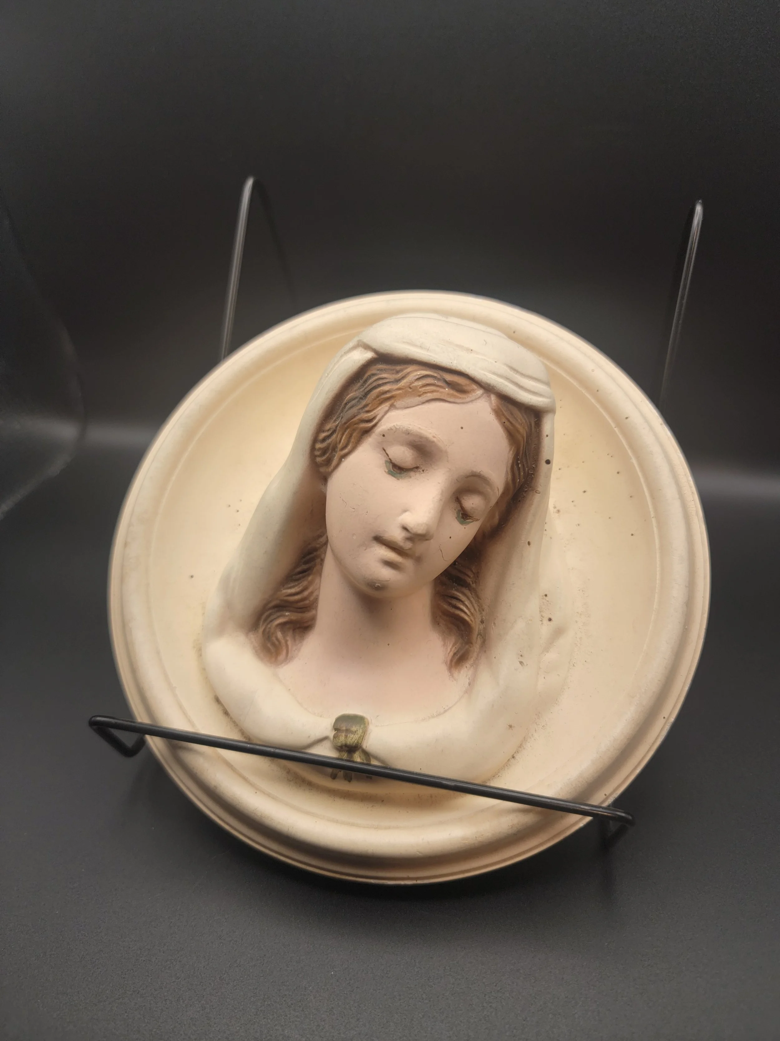 Marybustplate.jpg