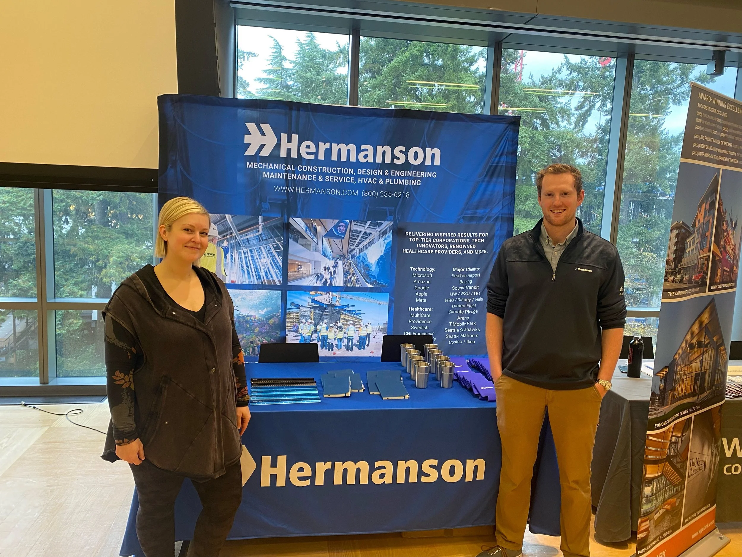 UW_career_fair110723.jpg