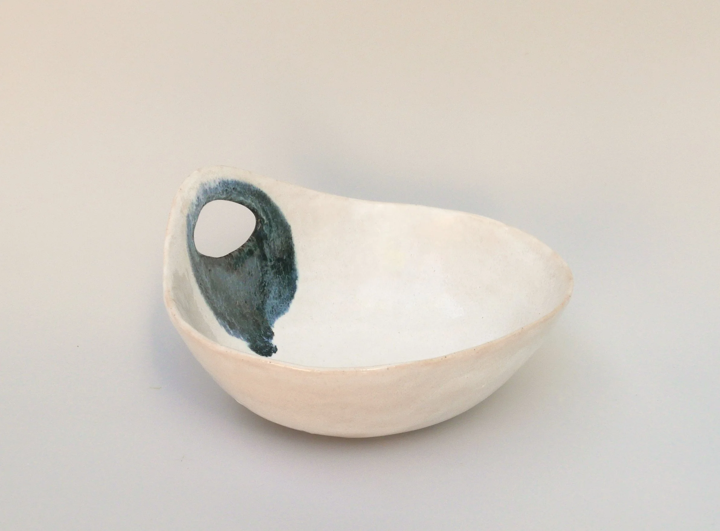 Black Handle Bowl 2. Porcelain. 19cm W x 9cm H x 26cm D.