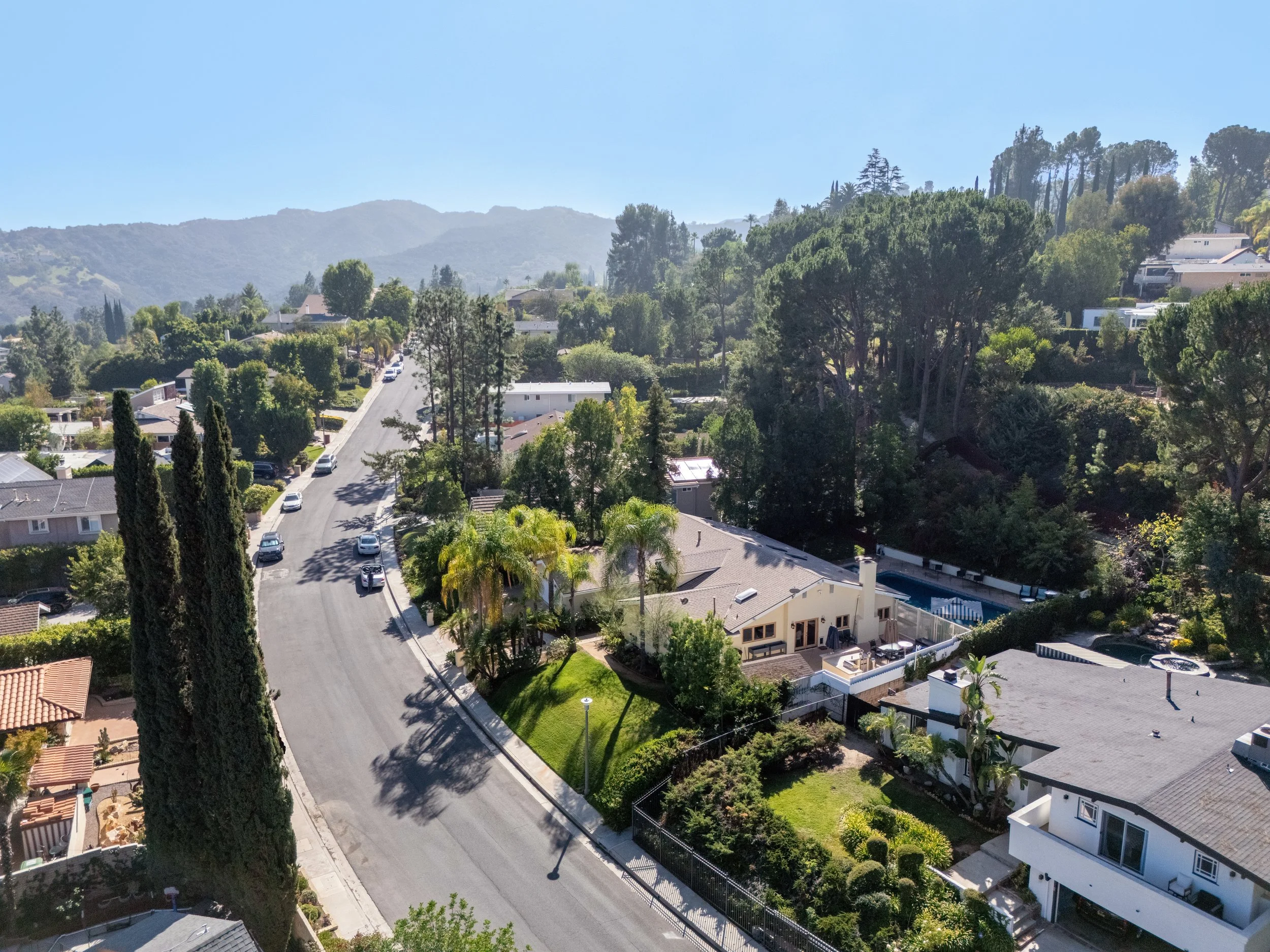 Lin and Peter_Drone 01.jpg