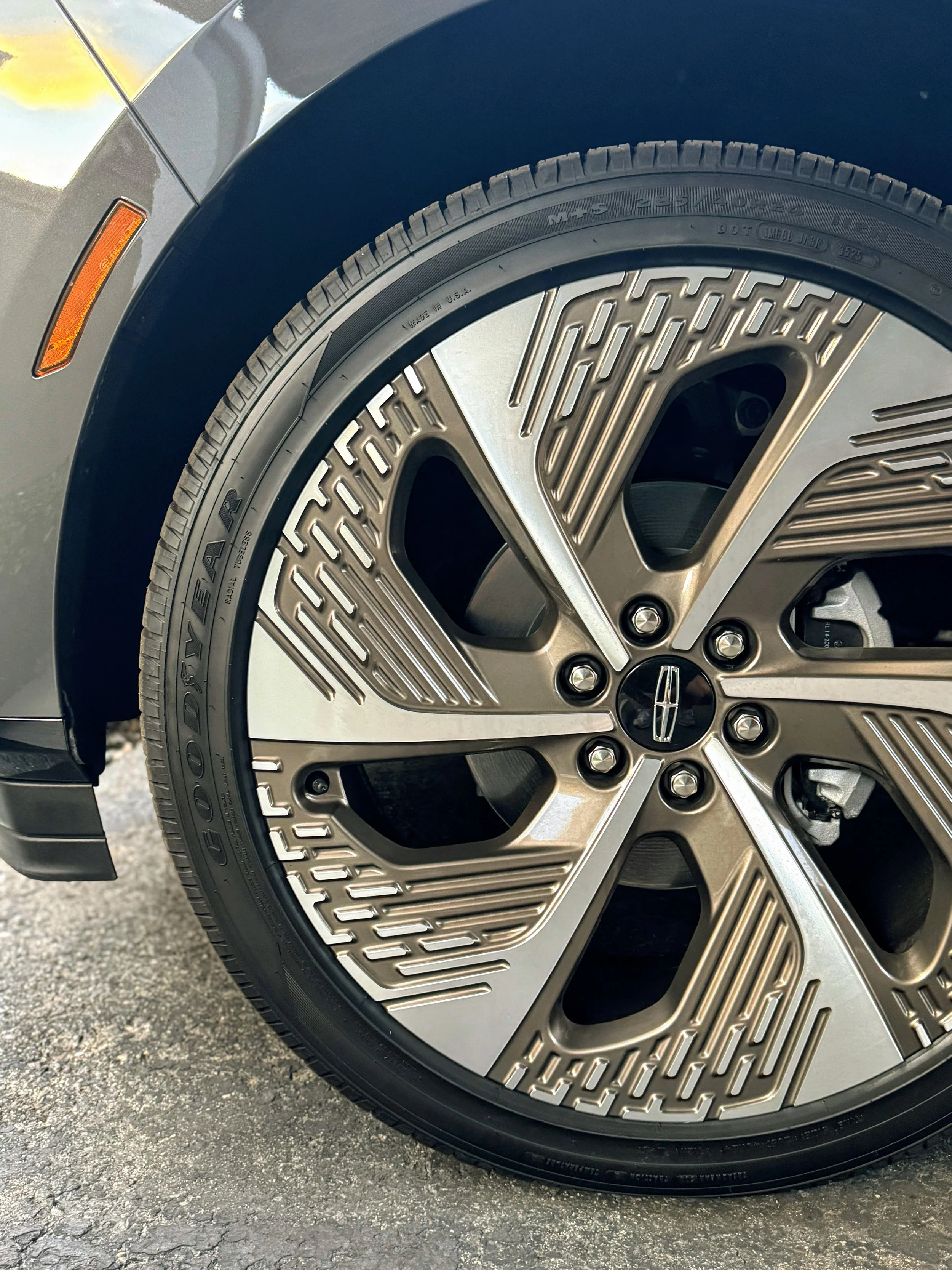 lincoln rims.jpg