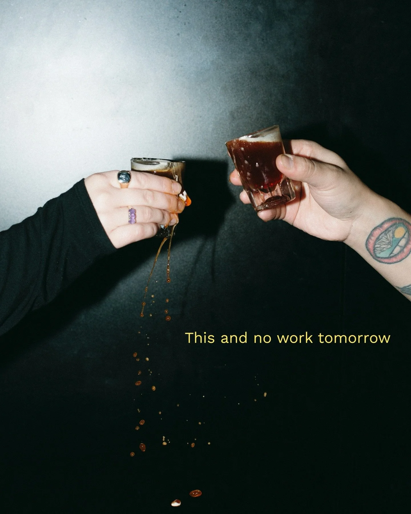 POV: your weekend in 3 photos&hellip; DJ @iamdatguyry spinning from 10-2am tonight + all day party on Sunday for SUPER BOWL LX. LFG SEAHAWKS 🏈 

#vancouverbar #vancouvercocktail #vancouversportsbar #mainstreetvancouver #do604