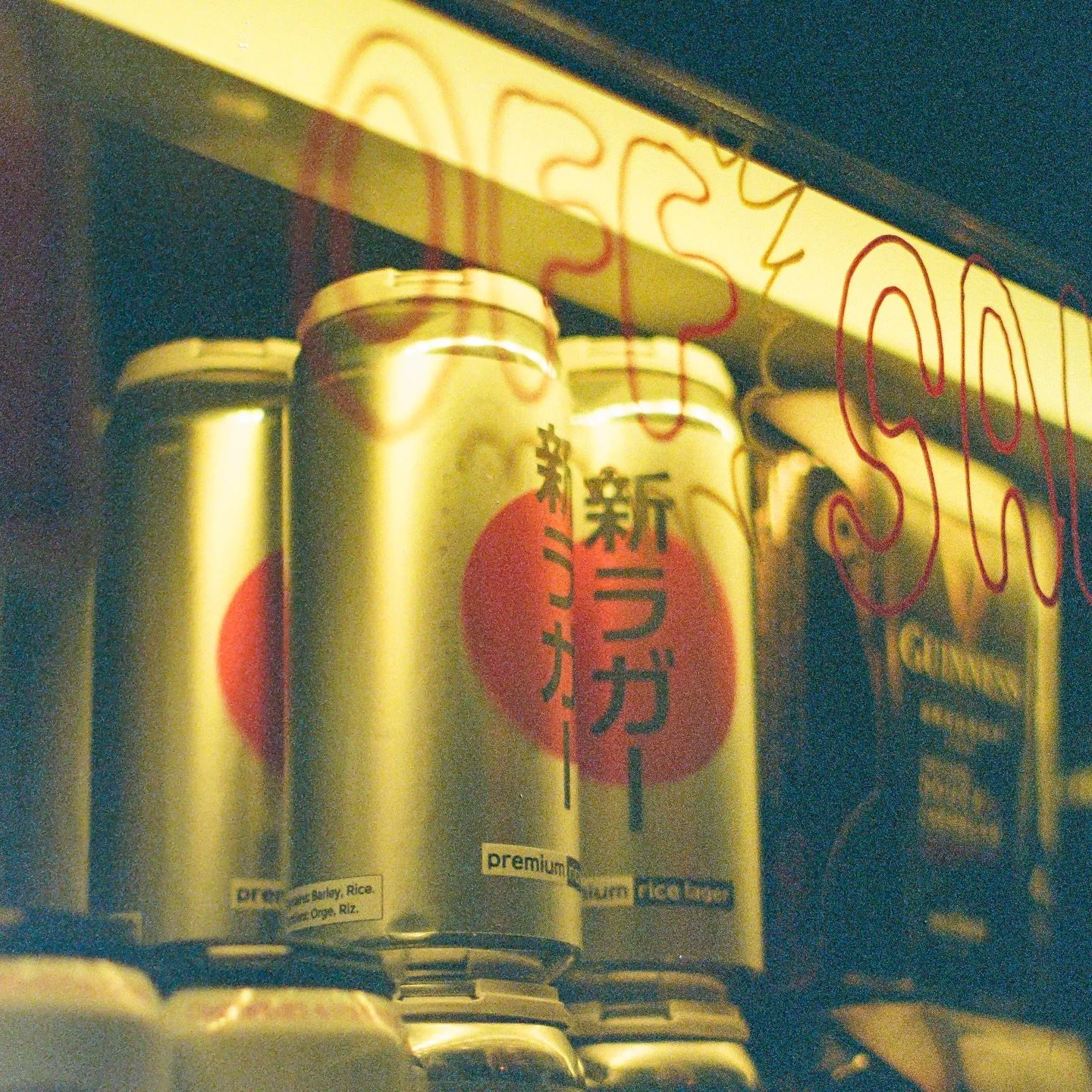 Seems like the perfect day to grab (drinks) and go (to the park) wouldn&rsquo;t you say?? 🌞🍻 @grbngo beer and wine off sales for your Friday after work treat!! 

PS: we have some of the best and reasonably priced natural wine list in the whole city