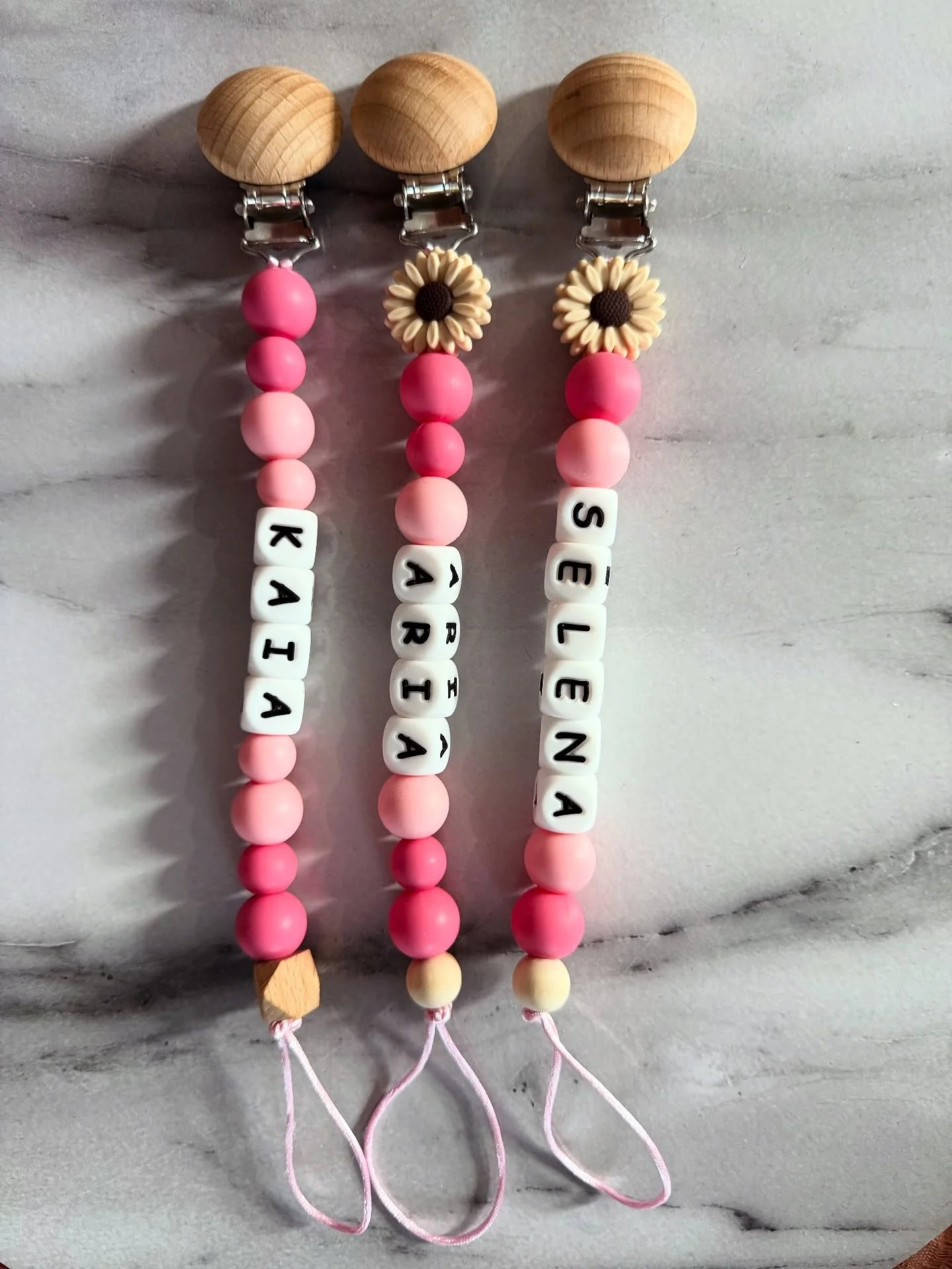 Pretty in pink 💕
Our newest little loops are made for the sweetest little girls!