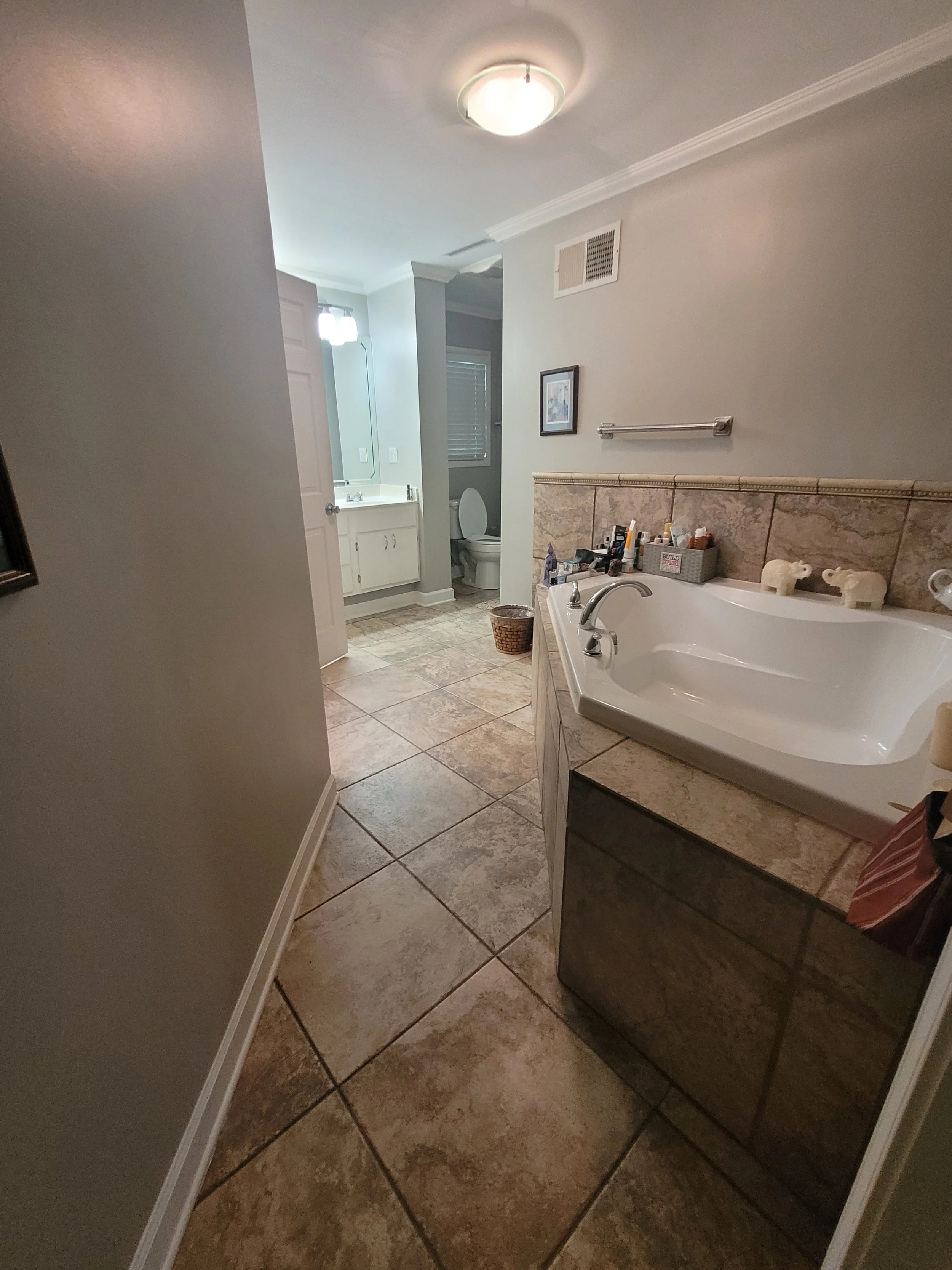 Bathtub pic 2.jpg