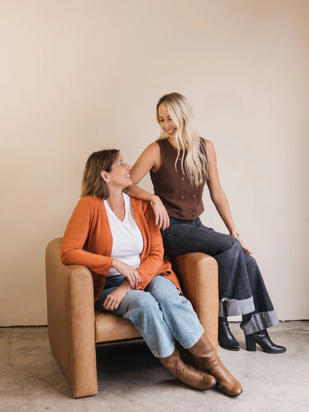 Two generations of ideas, one shared obsession with helping small businesses grow❣️

#marketingstudio #motherdaughterduo #digitalmarketing #sanluisobispo #centralcoastbusinesses
