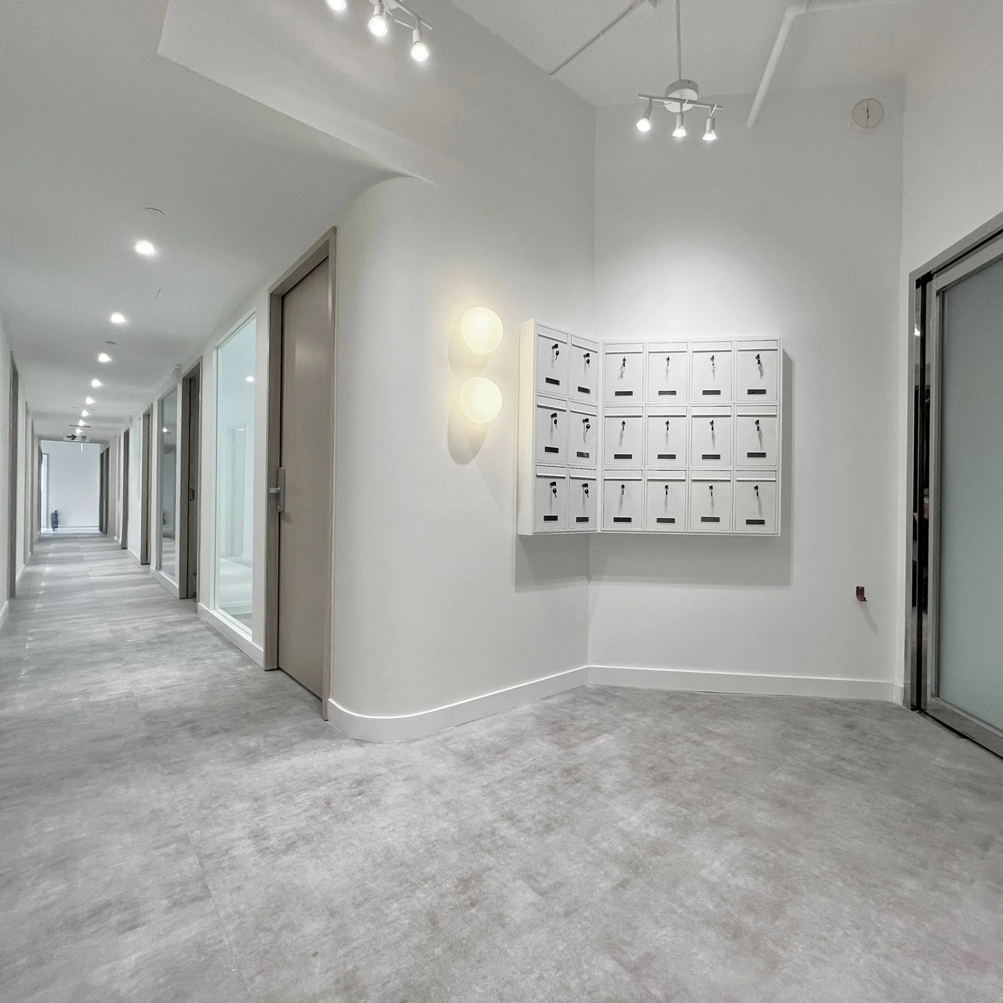 PHOTO-2023-01-11-14-36-28 1R1 copy.jpg