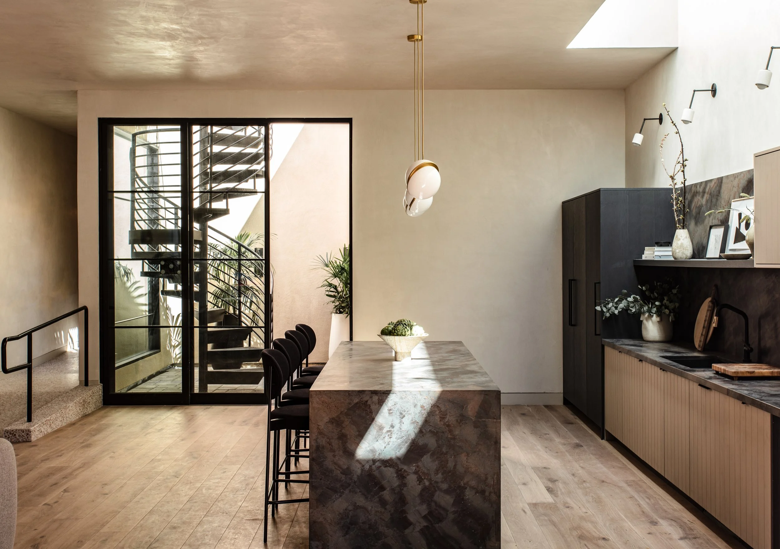 private office interior design in venice, california by talia laconi. new build renovation completed in 2022.