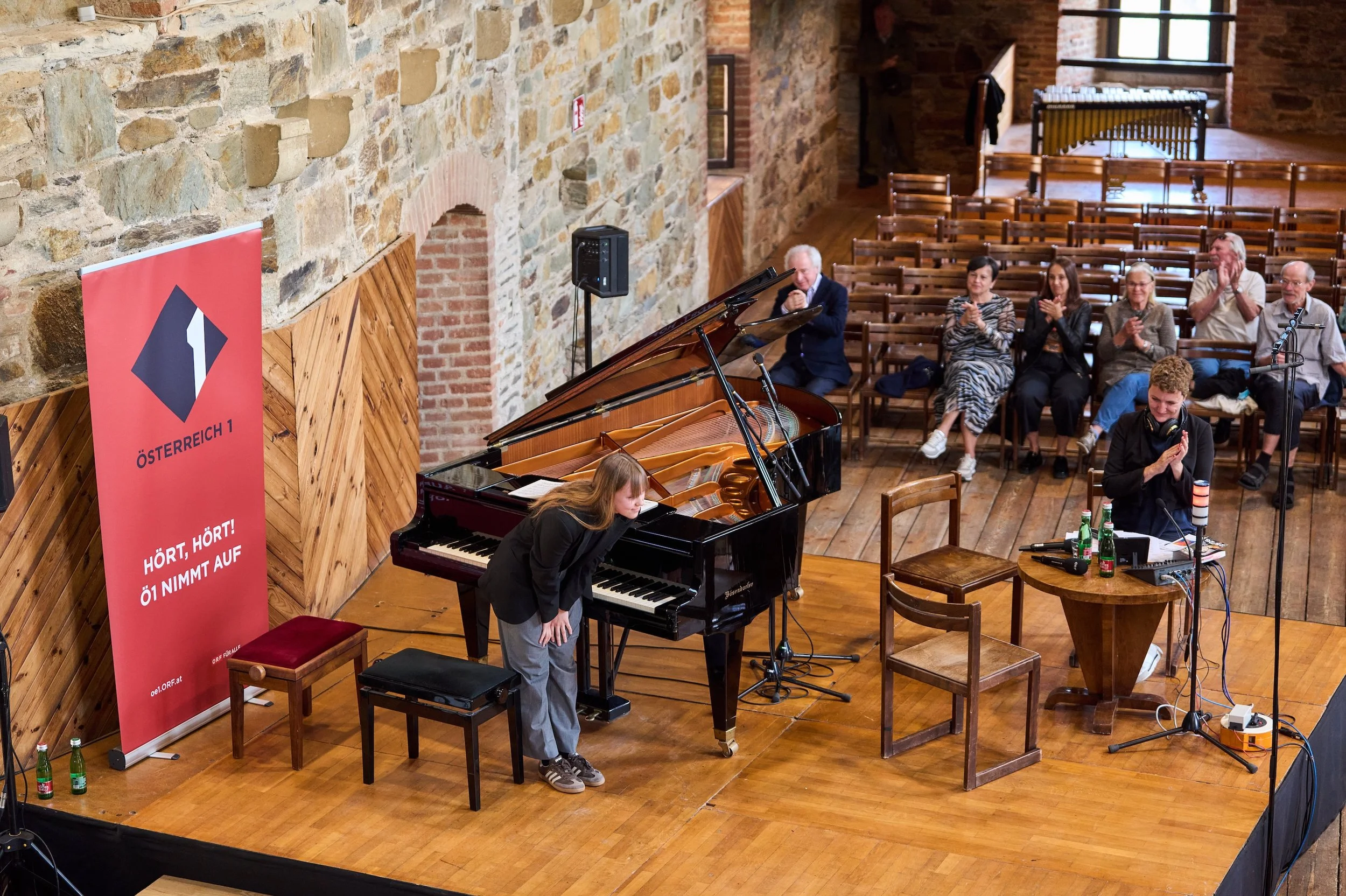 Tähe-Lee Liiv. 2025.07 Ö1Radio with Sir András Schiff in Lockenhaus-5.jpg