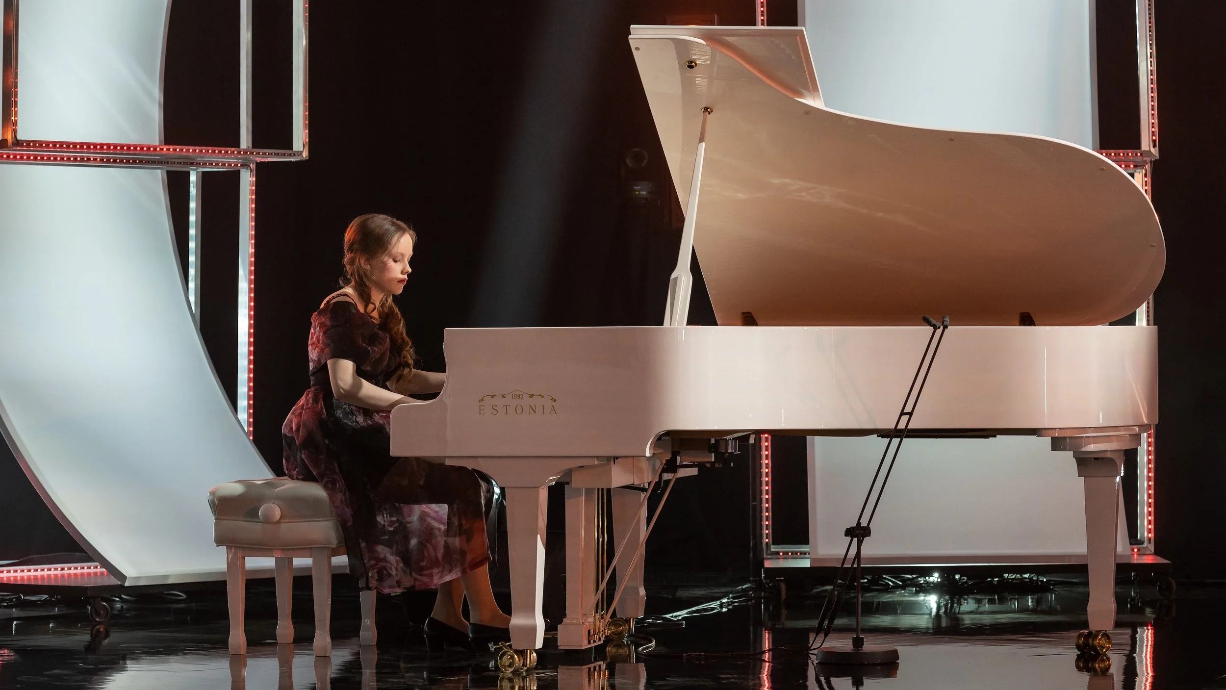 Tähe-Lee Liiv. Klassikatähed 4. Superstaariga-2.jpg