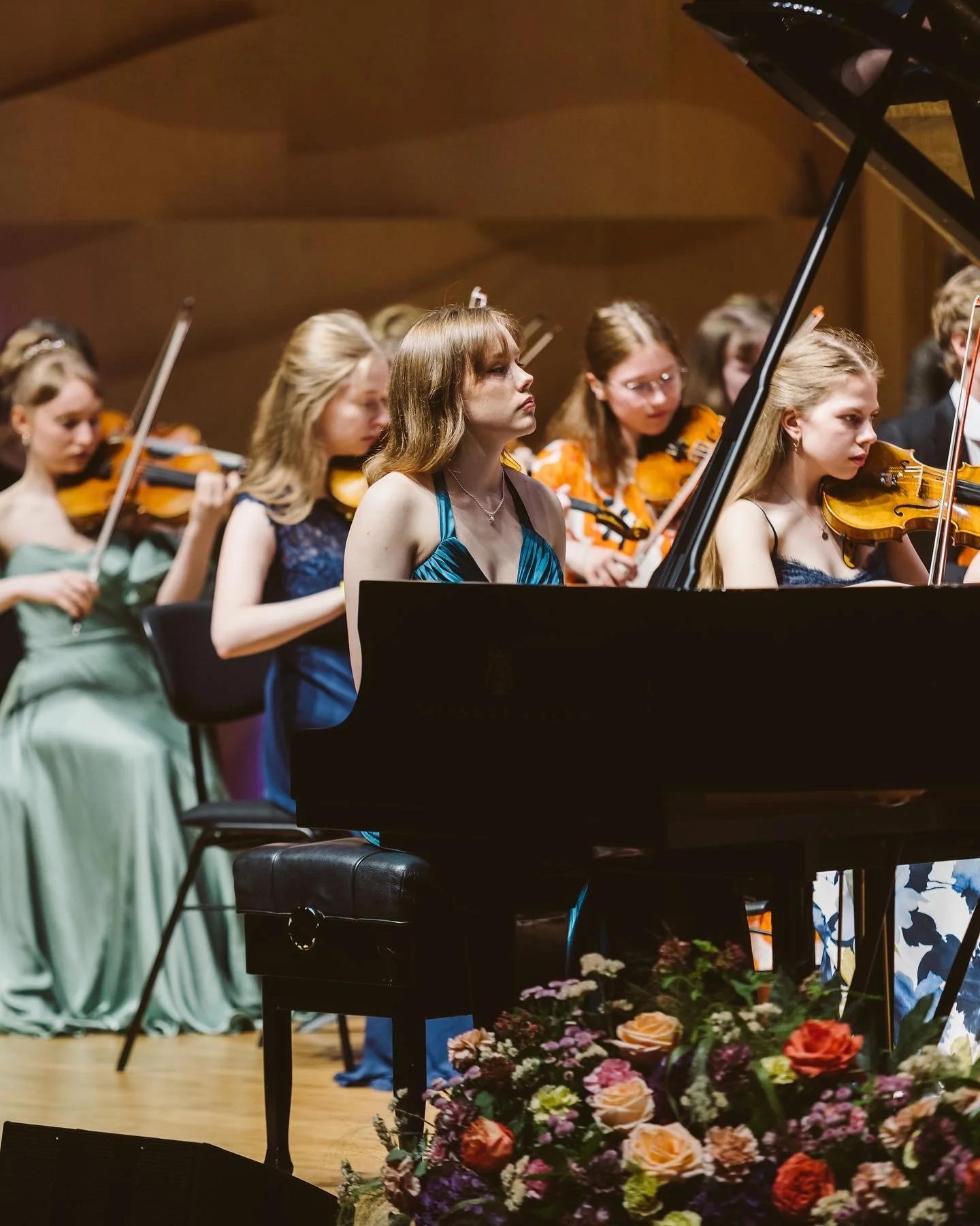 Tähe-Lee Liiv. 2022.06 Soloist with Tallinn Music Highschool Orchestra-1.JPG