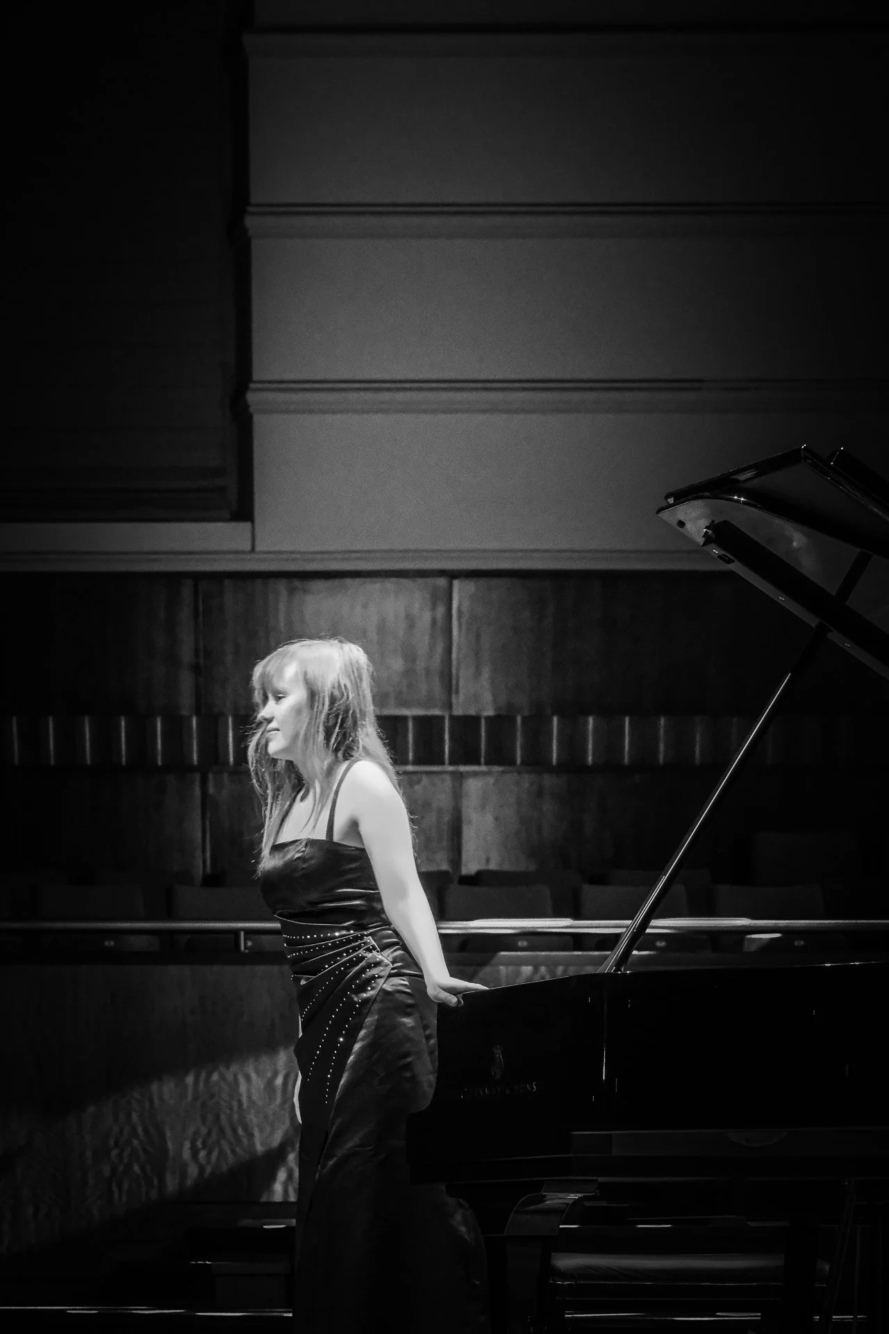 Tähe-Lee Liiv. 2025.06 Flagey Friend's Night-15.jpg