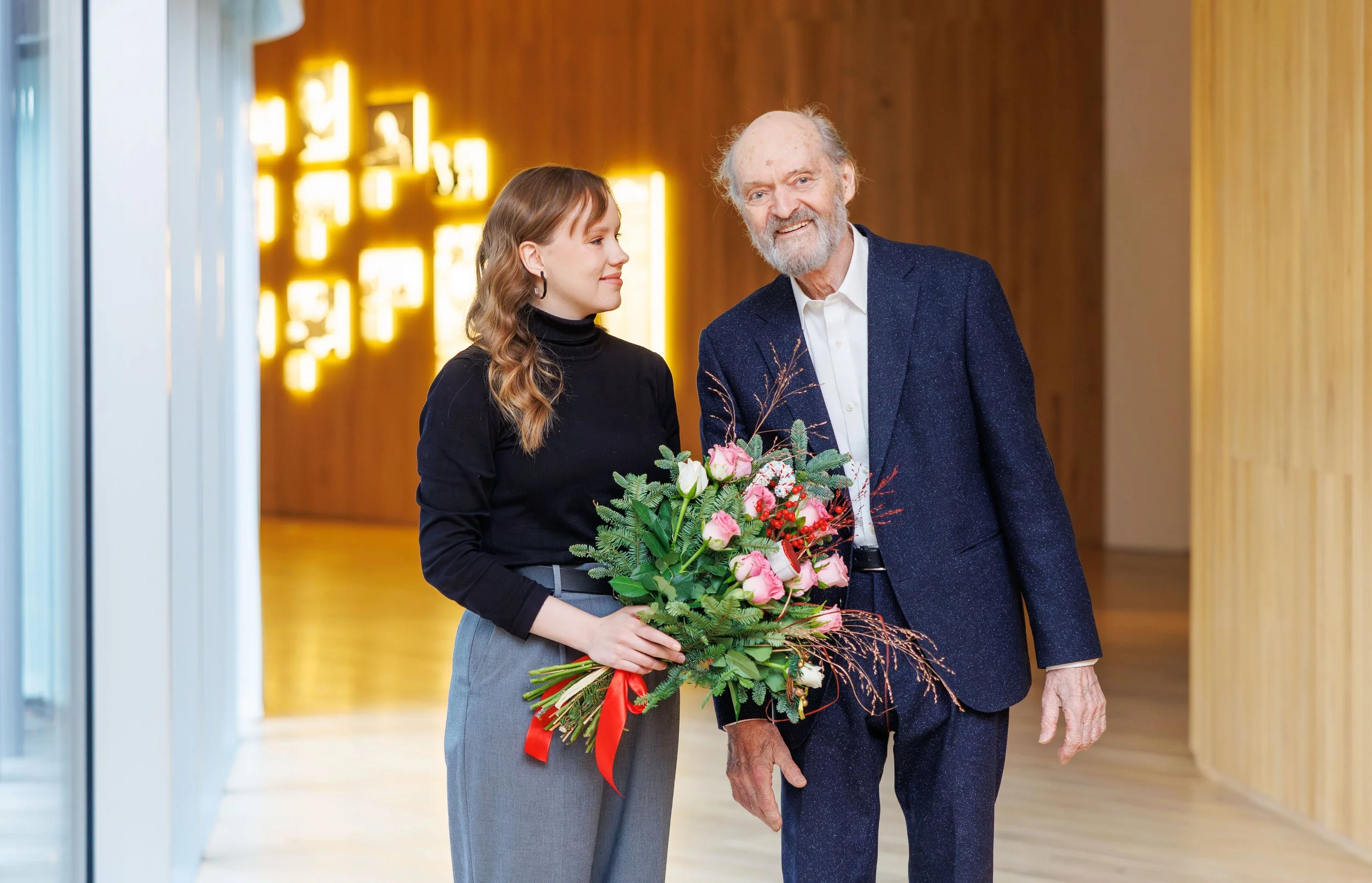 Tähe-Lee Liiv. 2025.12 In Laulasmaa with Arvo Pärt-2.jpg
