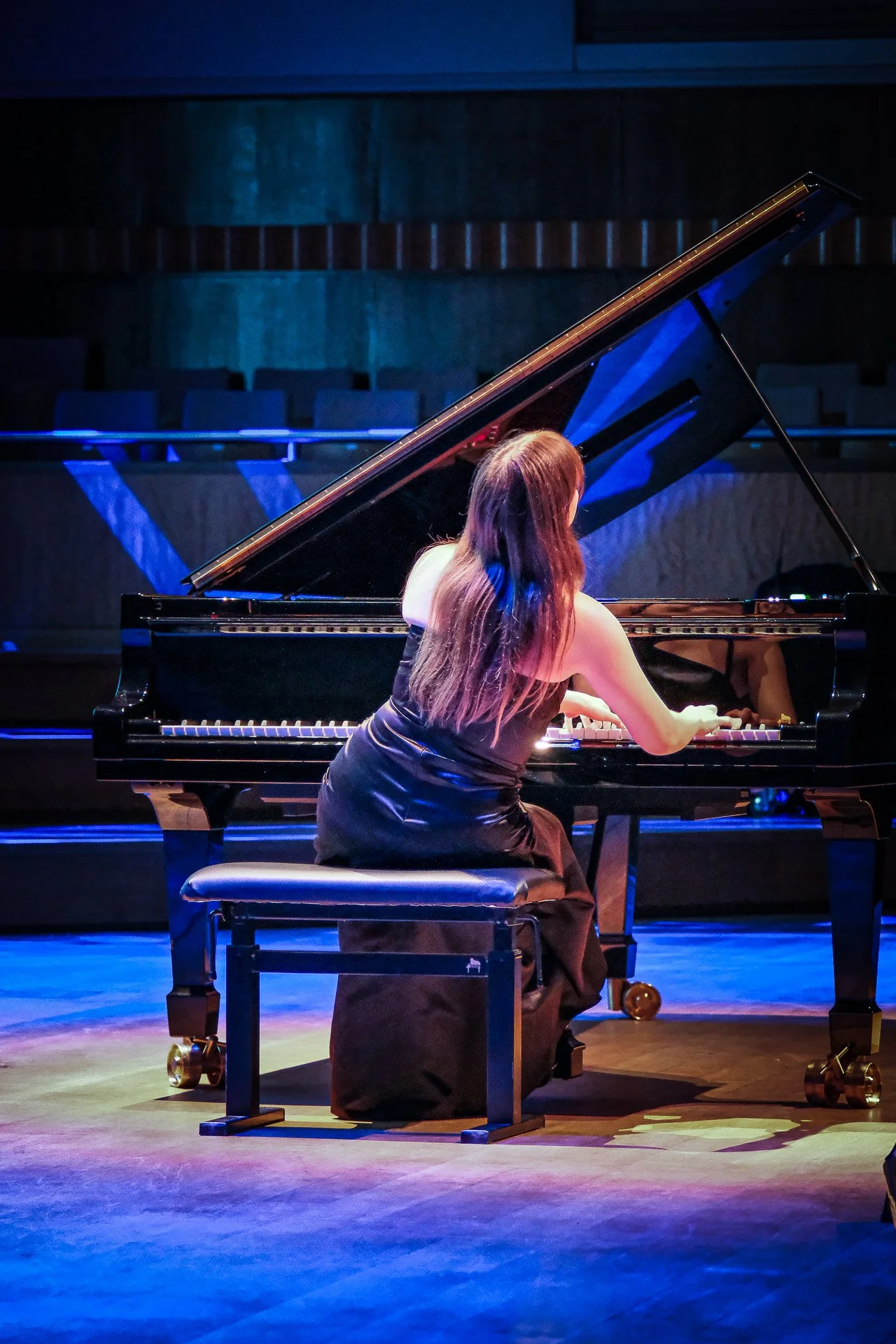 Tähe-Lee Liiv. 2025.06 Flagey Friend's Night-1.jpg