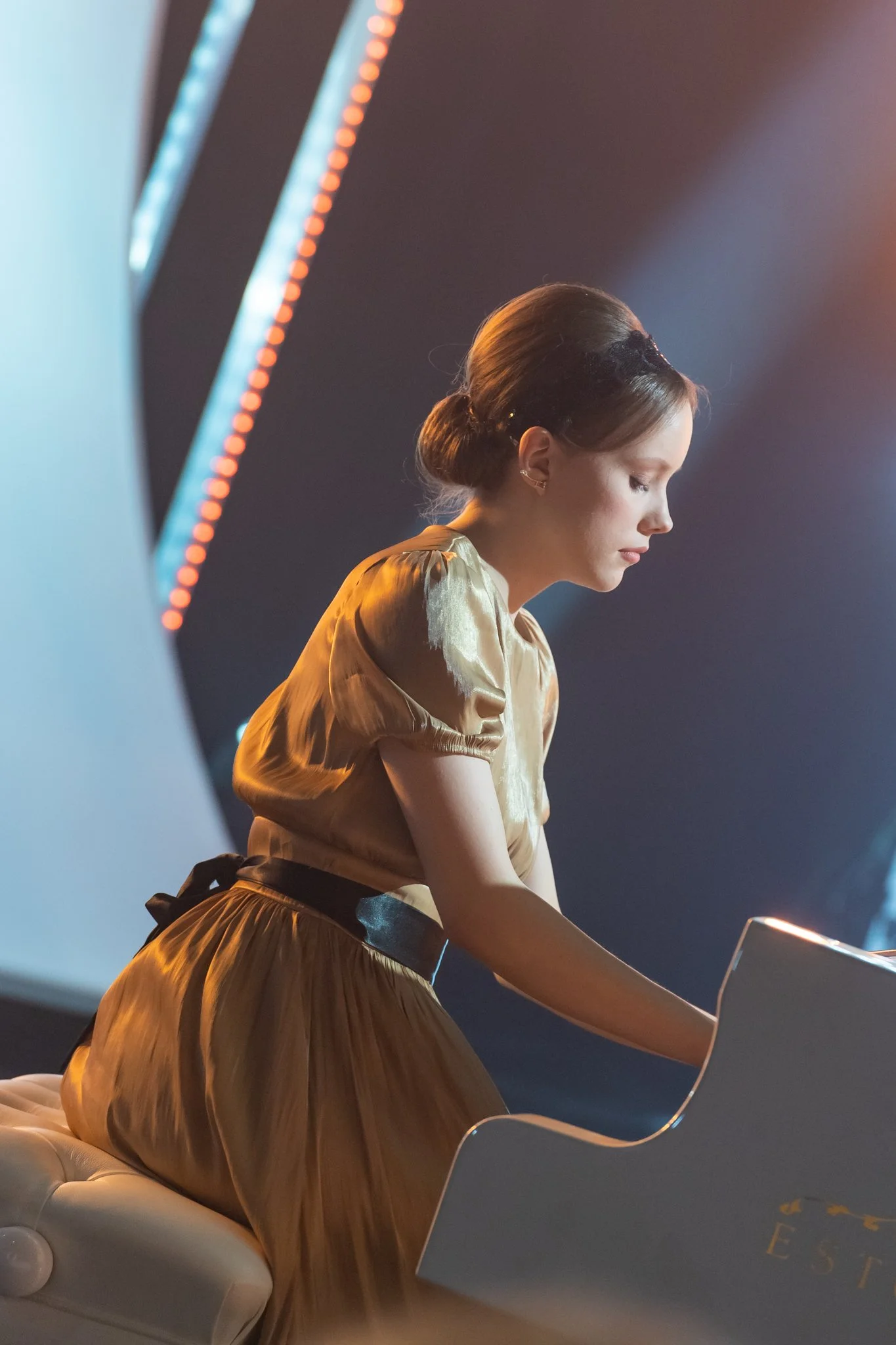 Tähe-Lee Liiv. Klassikatähed 3. Unustamatu meloodia. Kairit Leibold-13.jpg