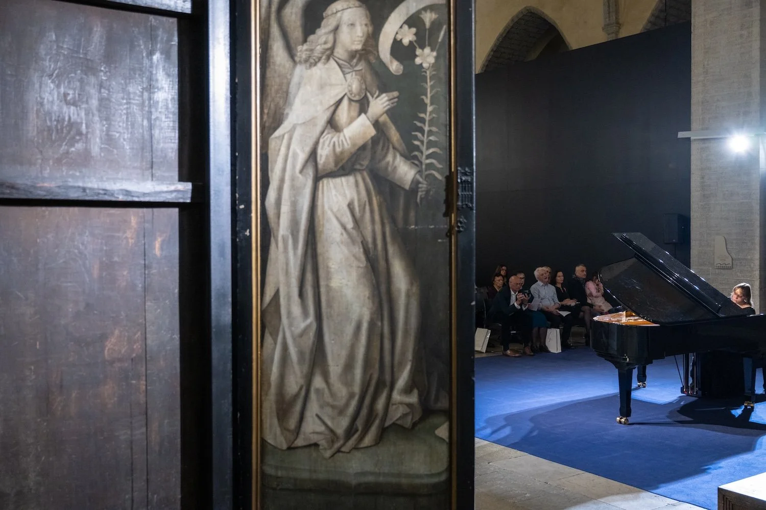 2026.03.13 Merko poolt Niguliste Kunstimuuseumile kingitud Estonia klaveri esitluskontsert-31.jpg