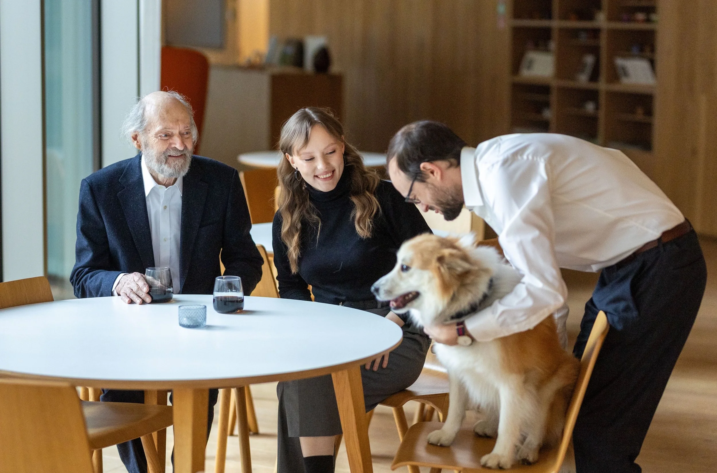 Tähe-Lee Liiv. 2025.12 In Laulasmaa with Arvo Pärt-11.jpg