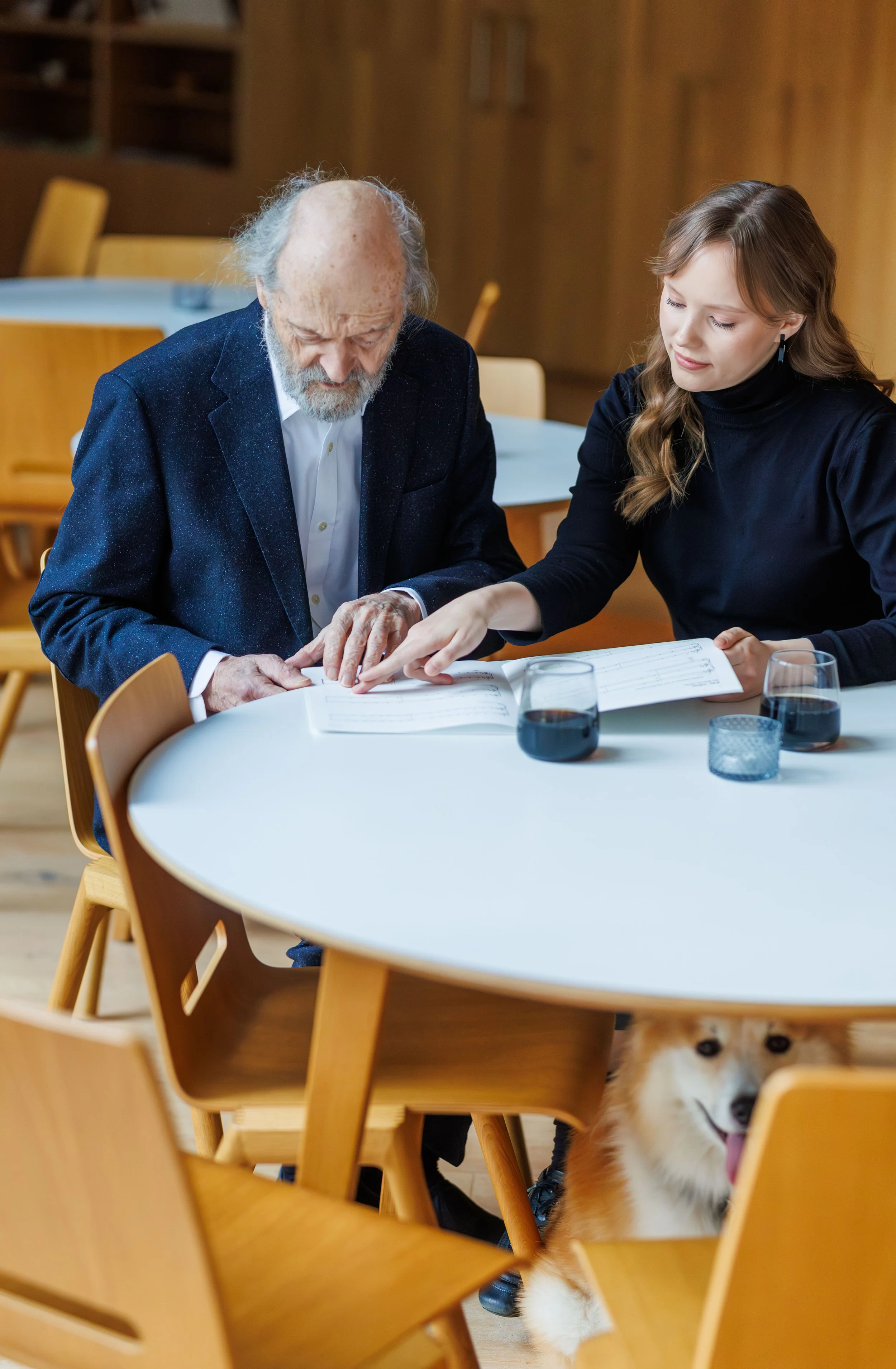 Tähe-Lee Liiv. 2025.12 In Laulasmaa with Arvo Pärt-7.jpg