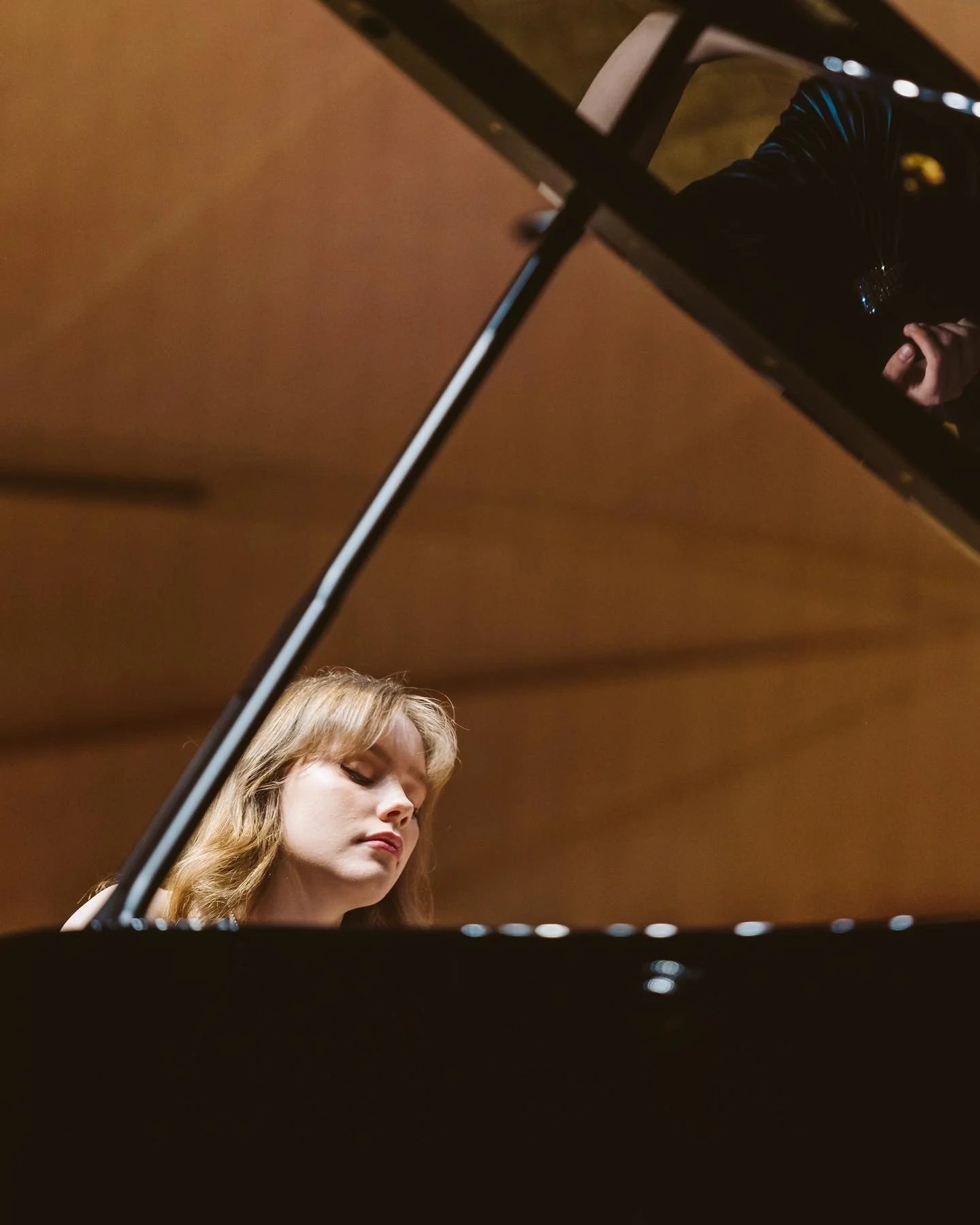 Tähe-Lee Liiv. 2022.06 Soloist with Tallinn Music Highschool Orchestra-7.JPG